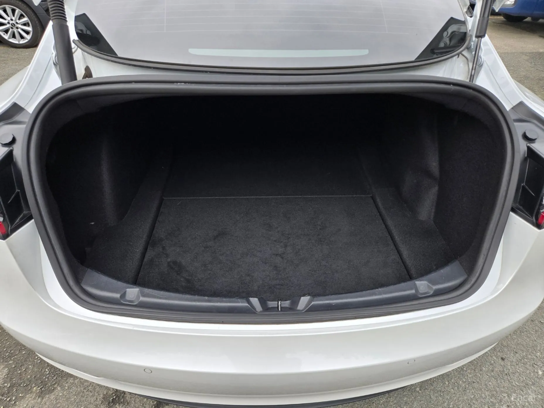 Tesla Model 3 превью 19