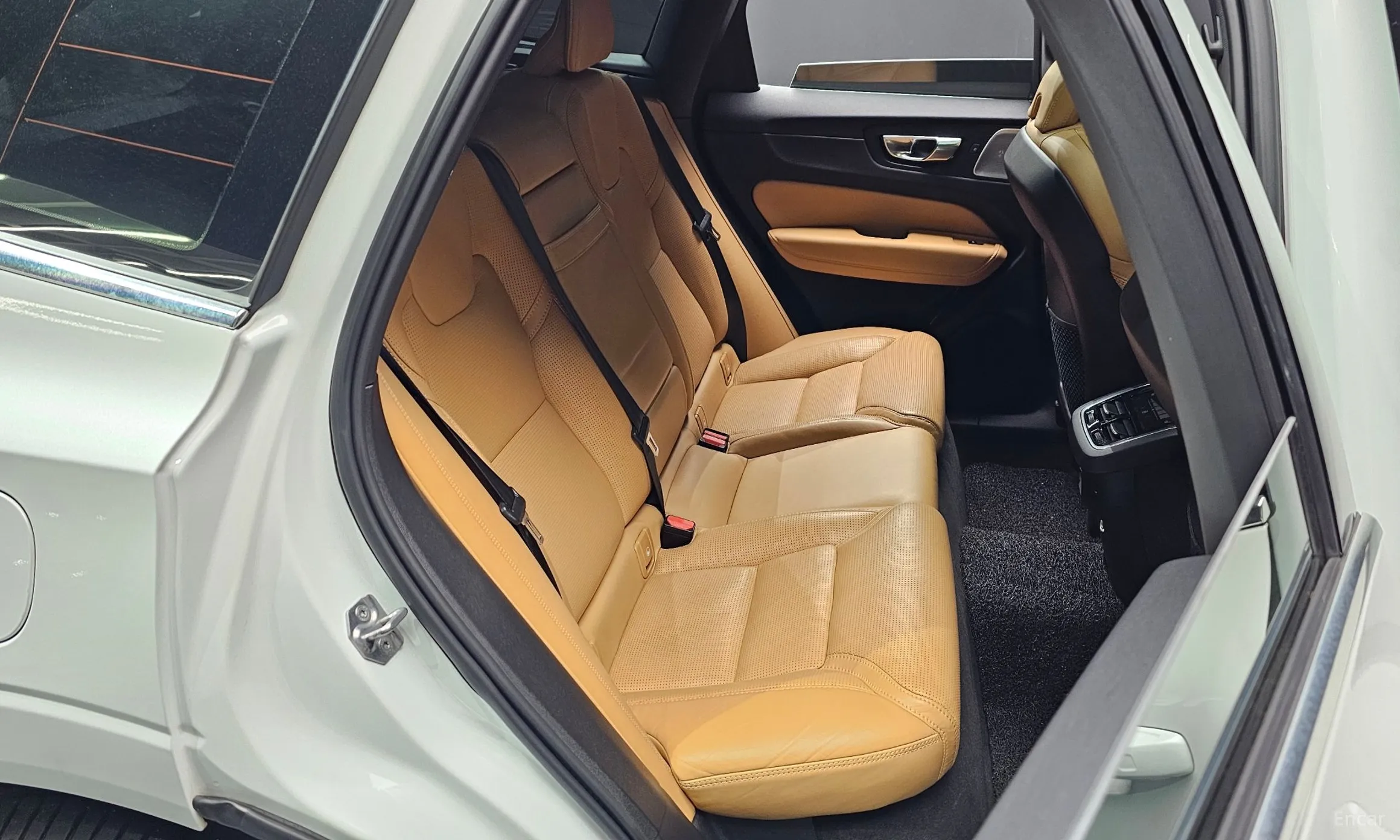 Volvo XC60 Gen 2 превью 11