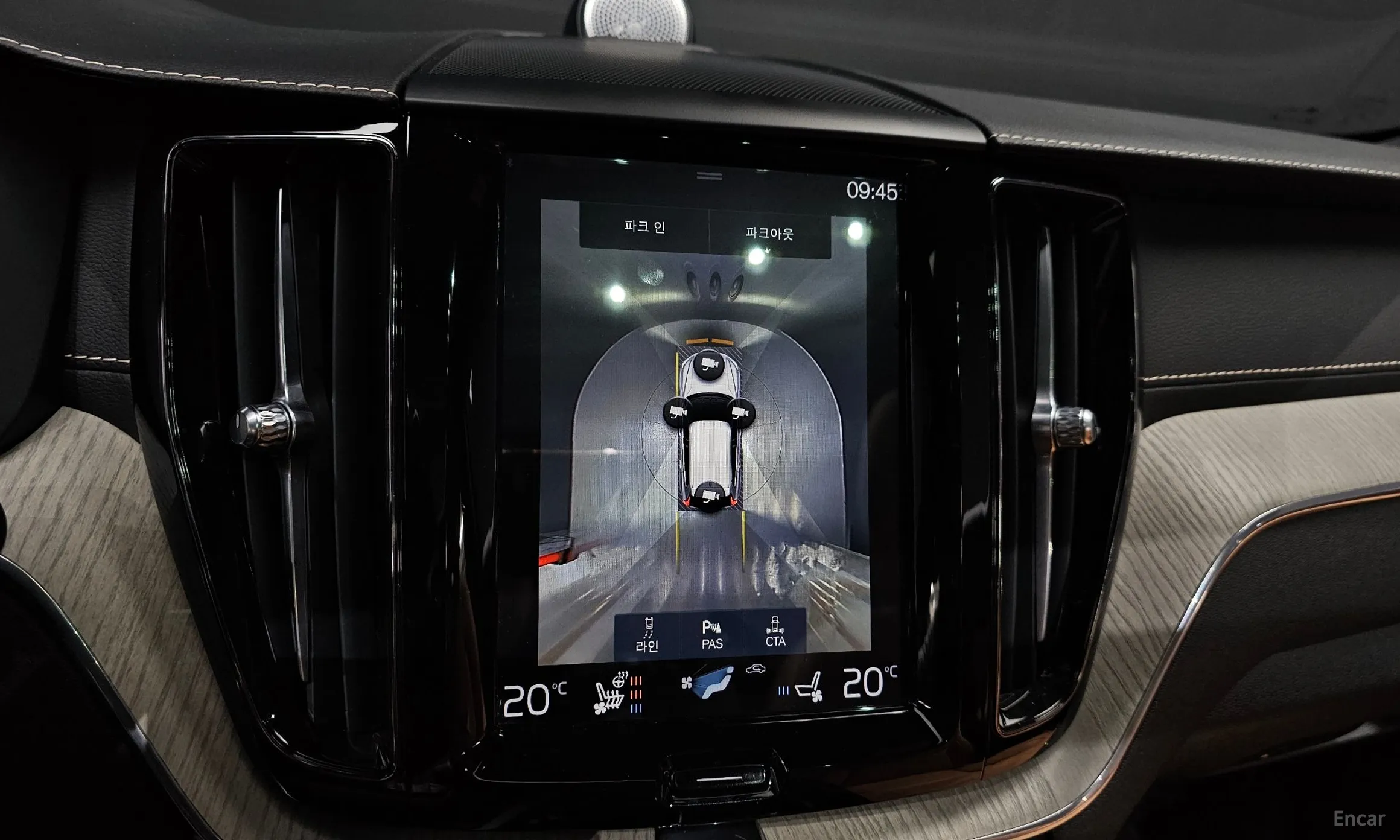 Volvo XC60 Gen 2 превью 13