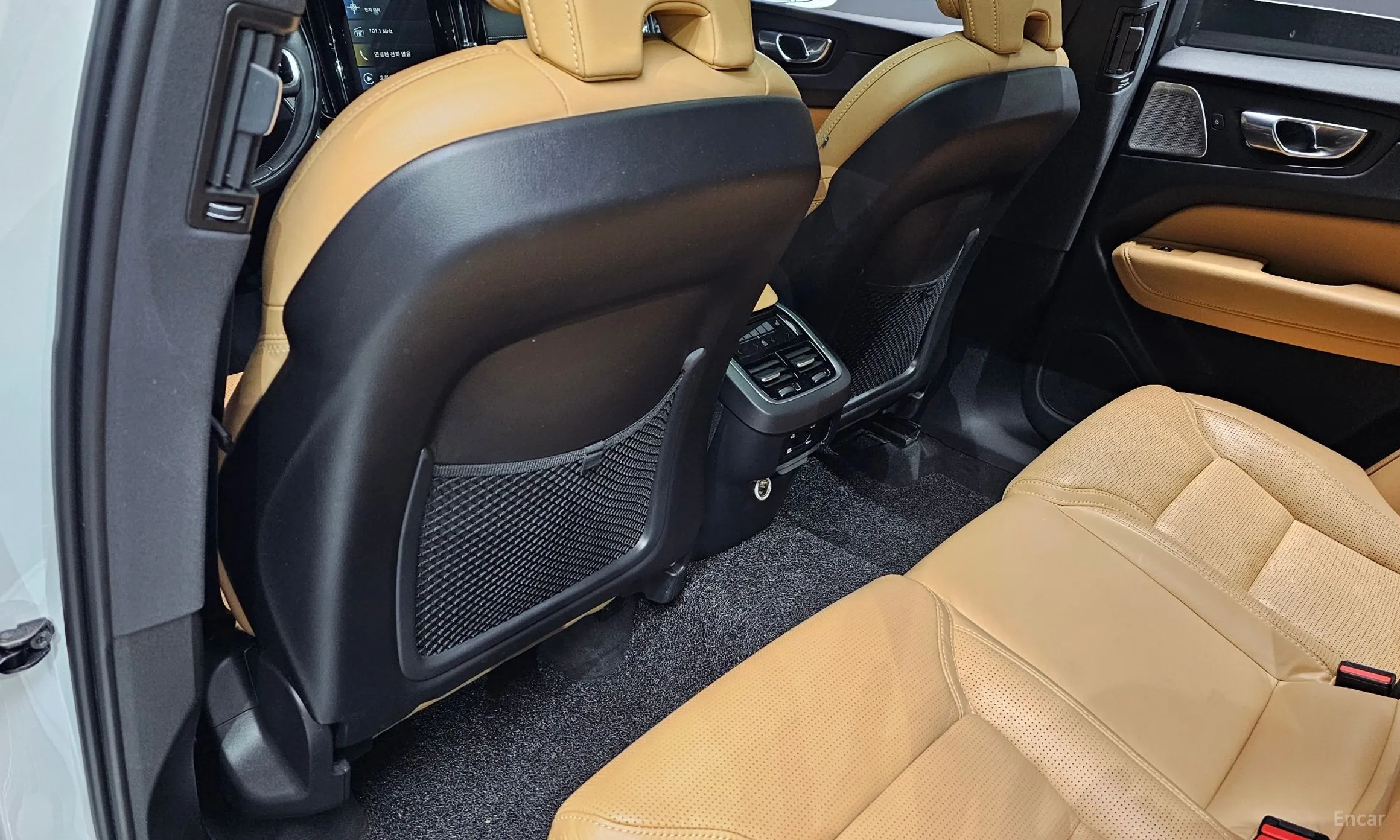 Volvo XC60 Gen 2 превью 19