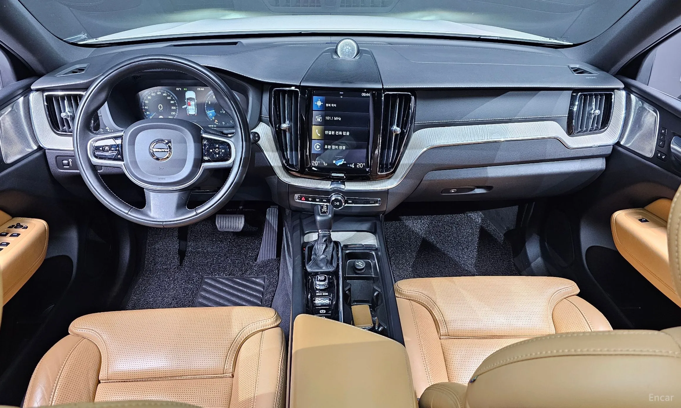Volvo XC60 Gen 2 превью 7
