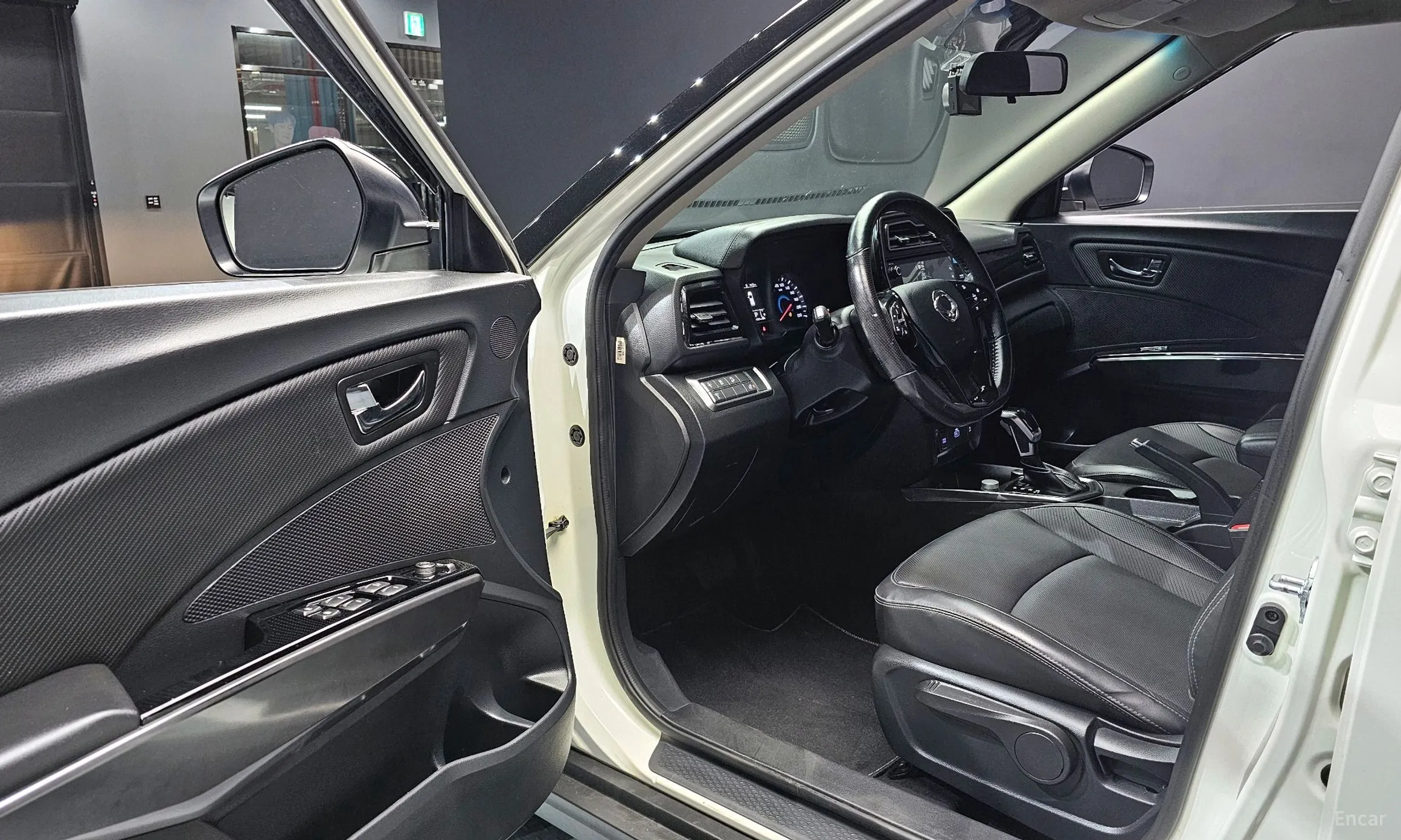 KG Mobility (SsangYong) Berry New Tivoli превью 10