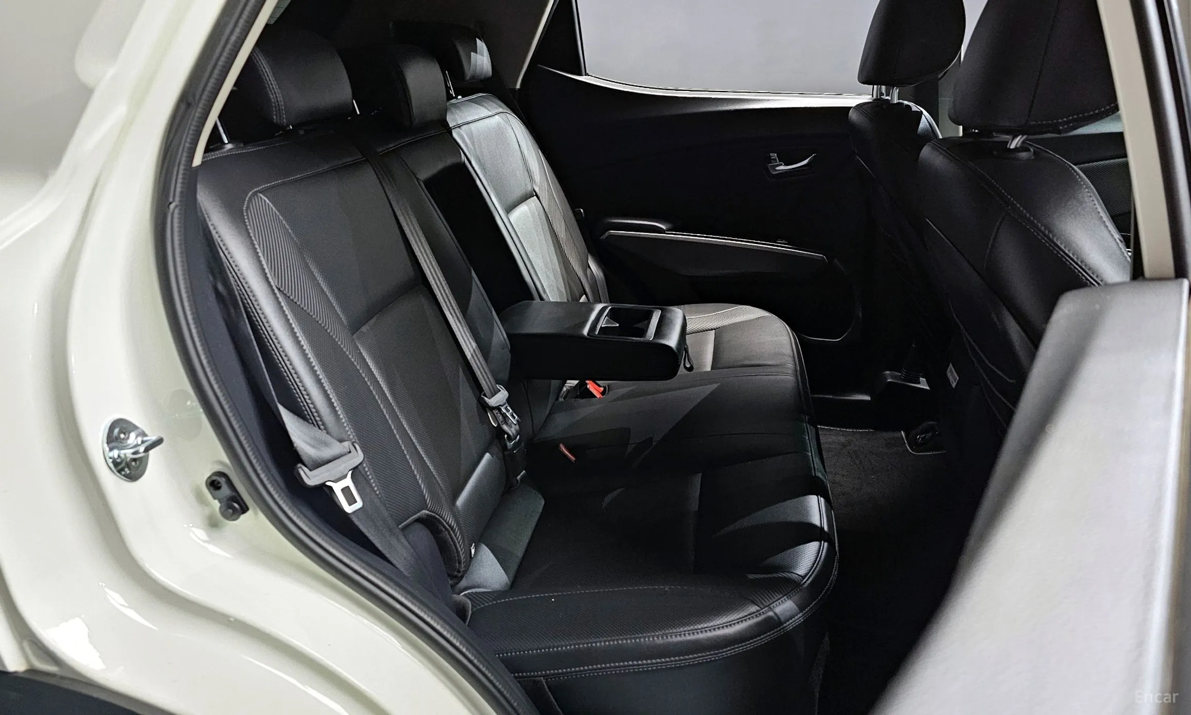 KG Mobility (SsangYong) Berry New Tivoli превью 11