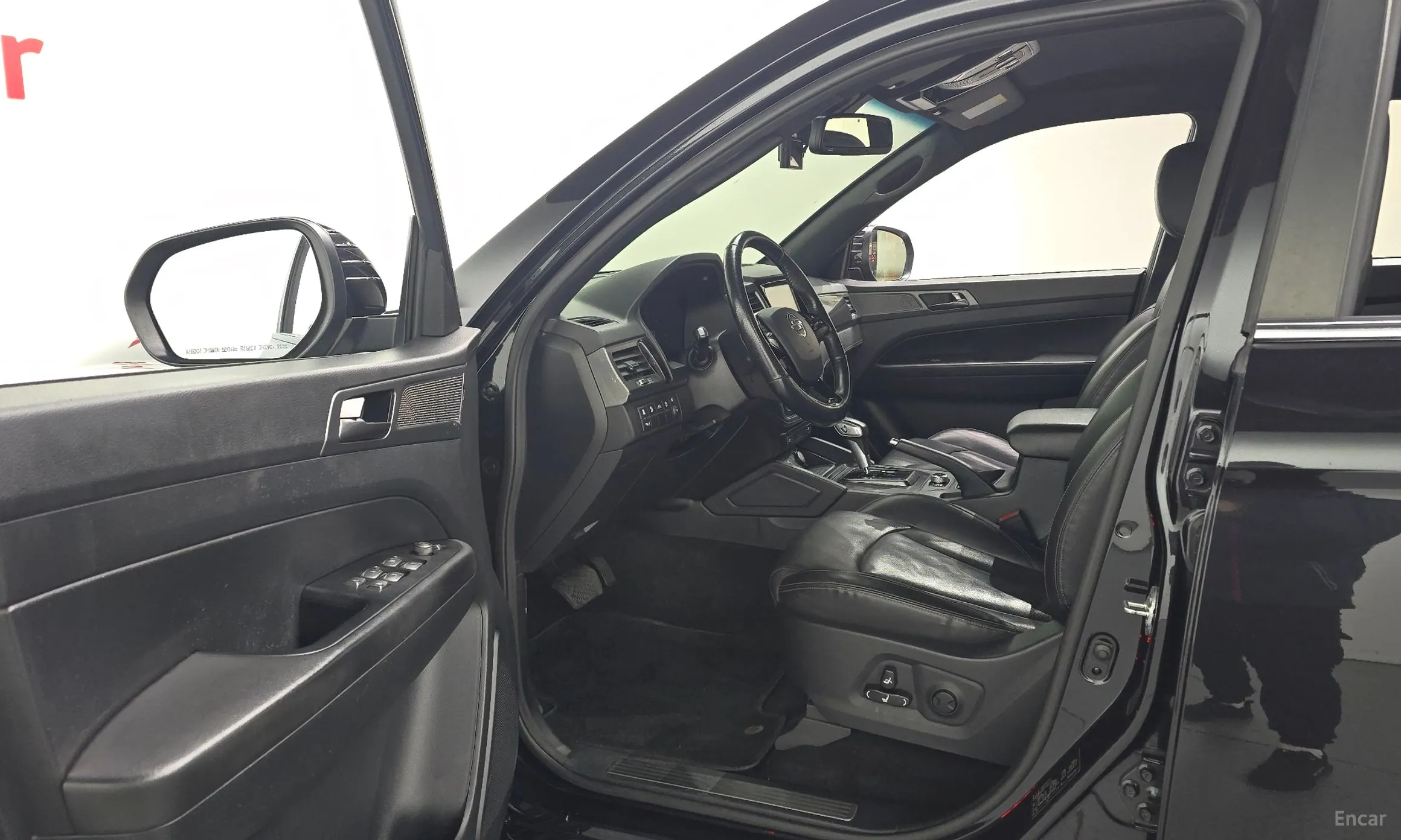 KG Mobility (SsangYong) Rexton Sports превью 10