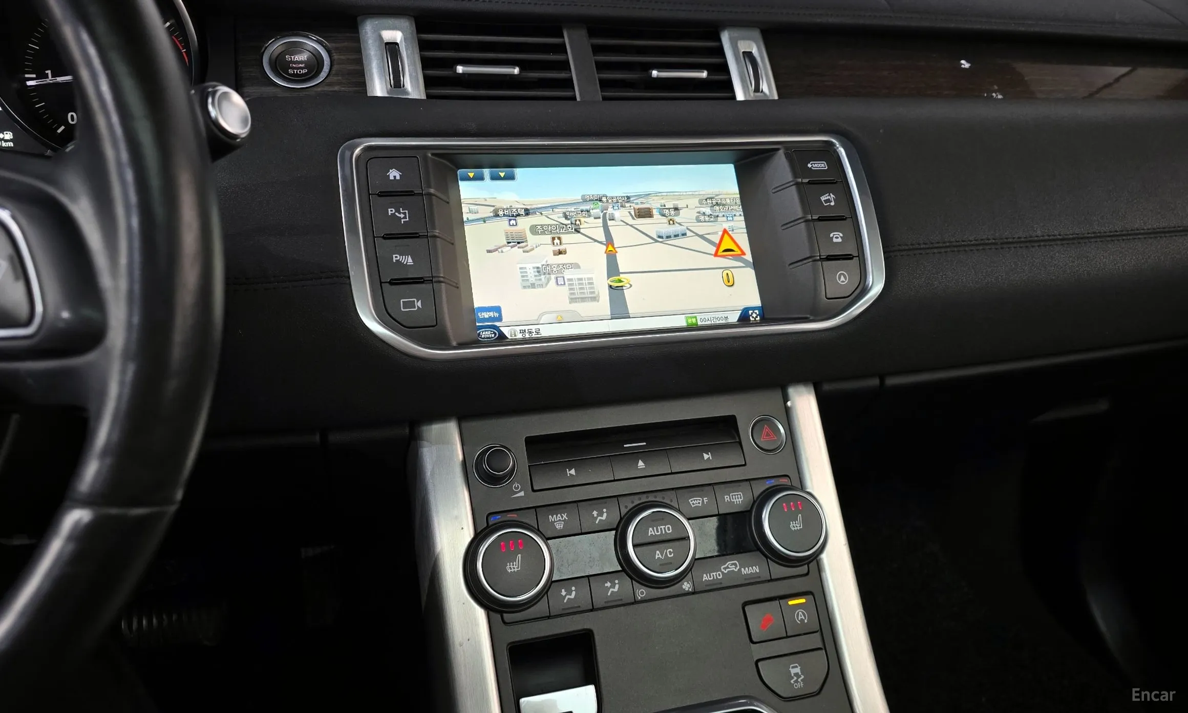 Land Rover Range Rover Evoque превью 12