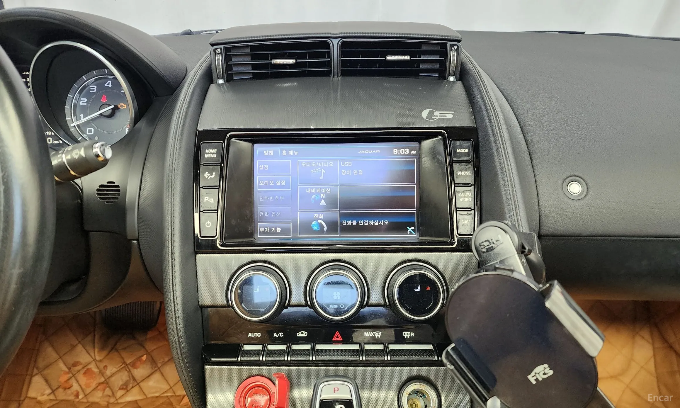 Jaguar F-TYPE превью 14