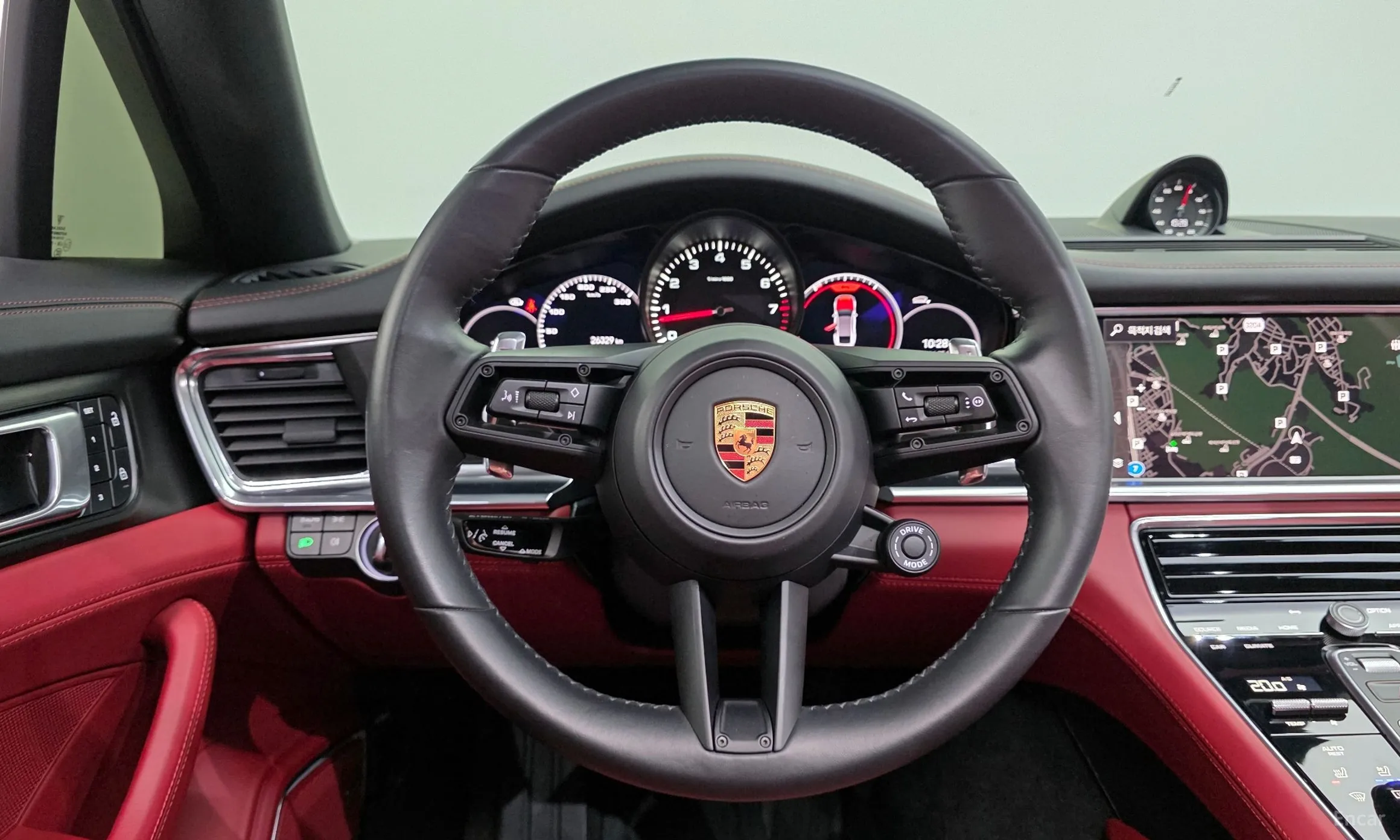 Porsche Panamera (971) превью 13