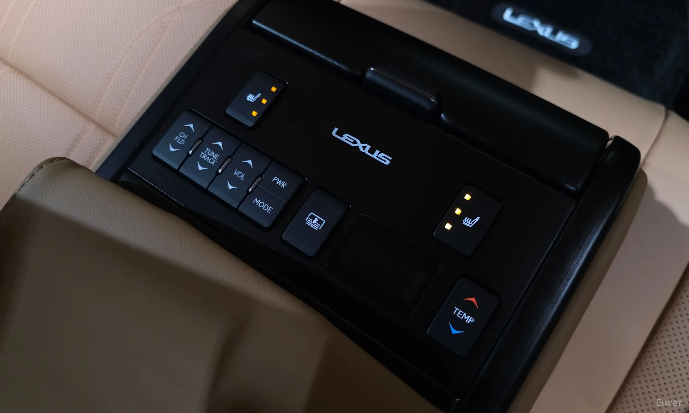 Lexus ES300h 7th Generation превью 18