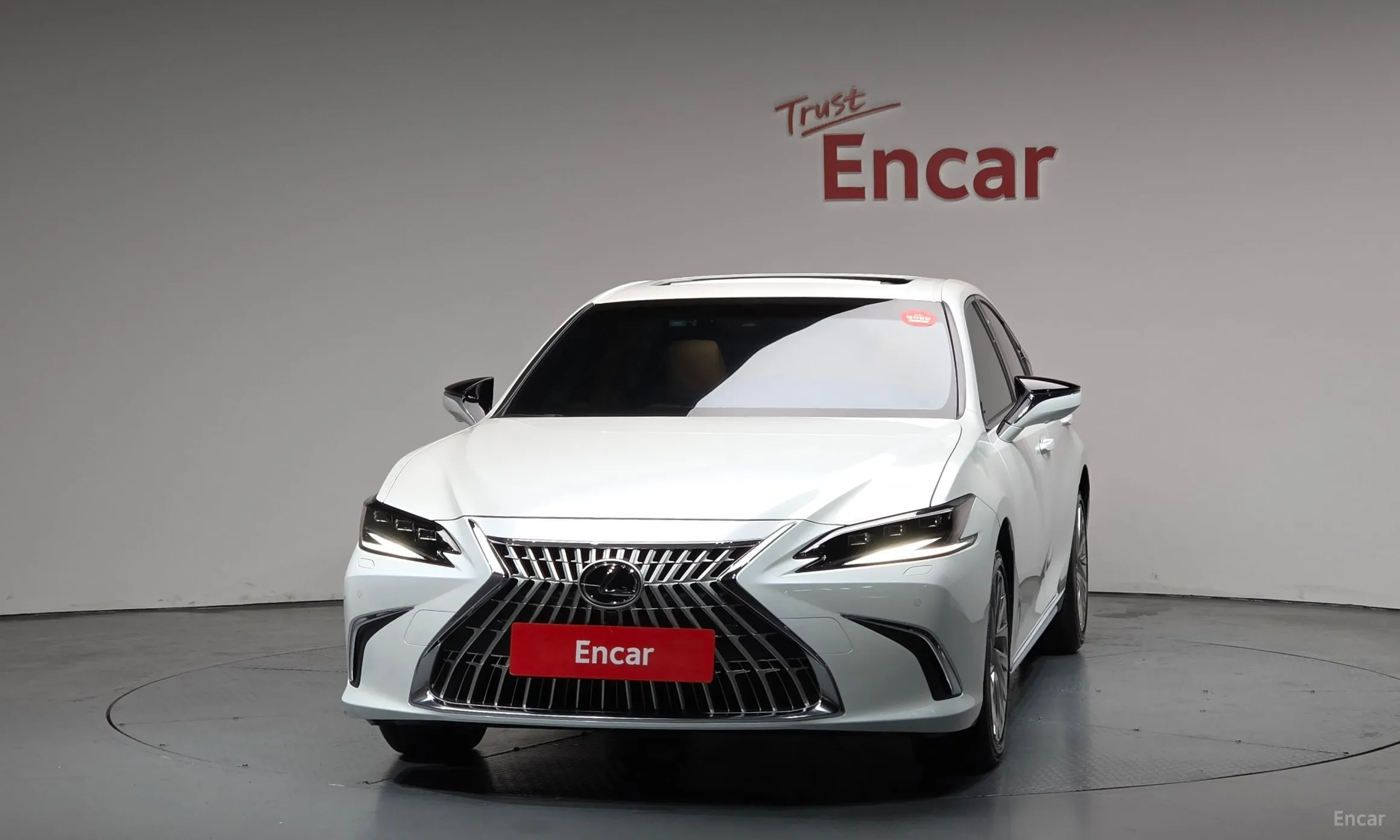 Lexus ES300h 7th Generation превью 3
