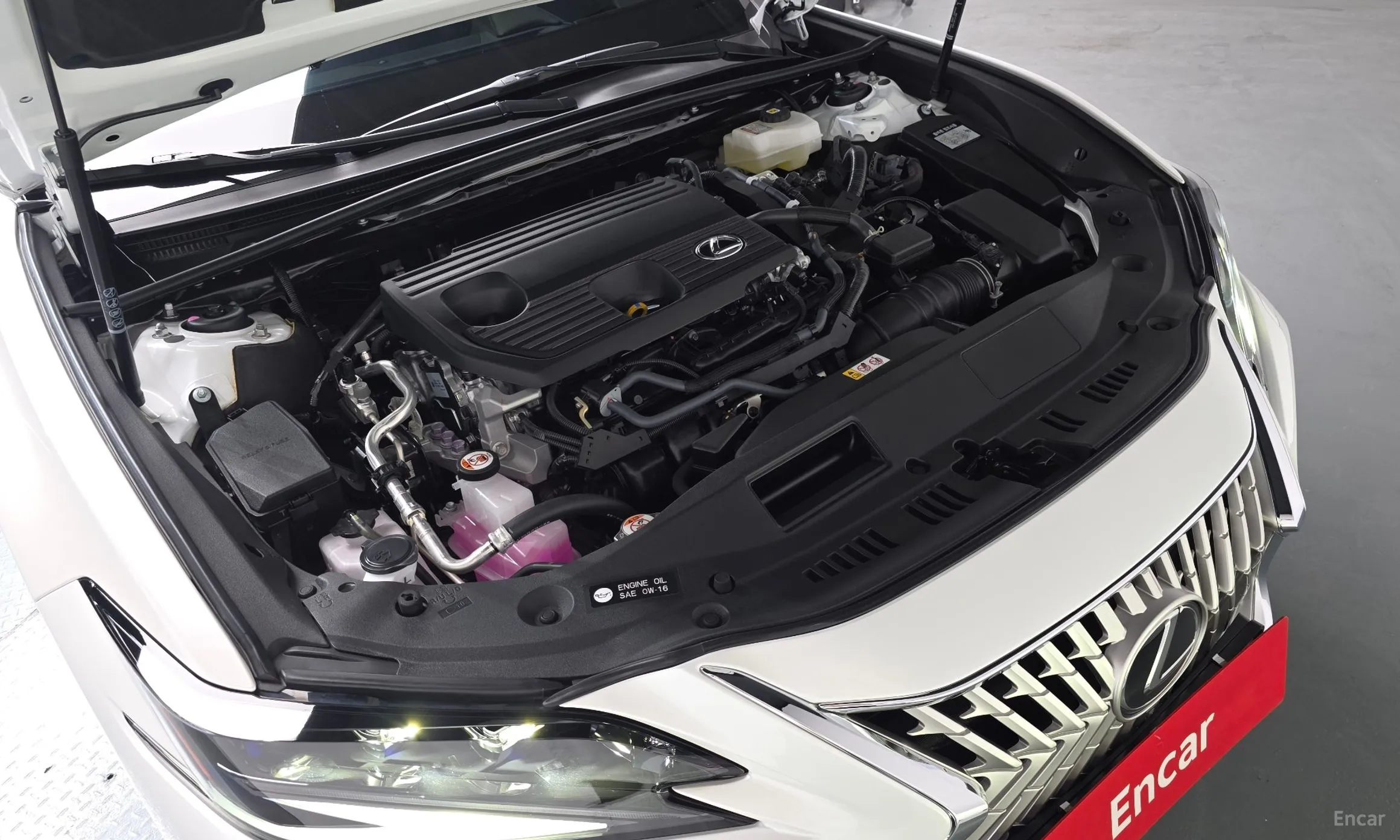Lexus ES300h 7th Generation превью 6