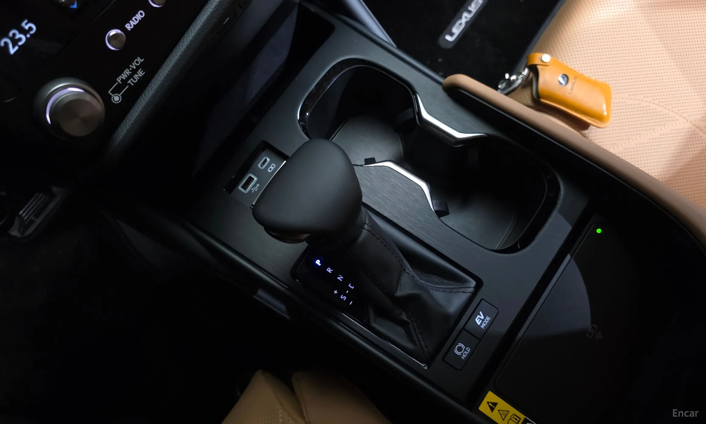 Lexus ES300h 7th Generation превью 9