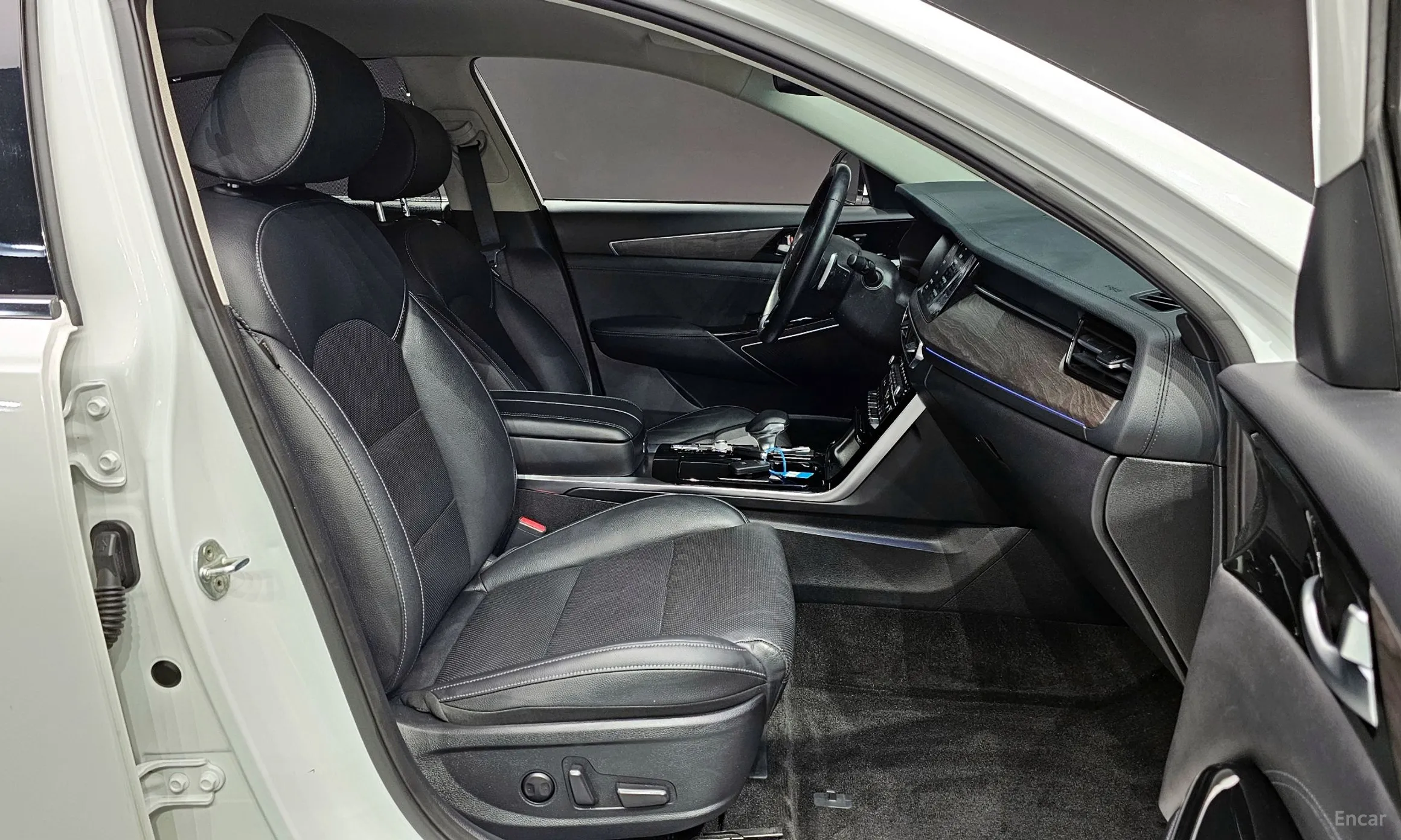 Kia K7 Premier превью 12