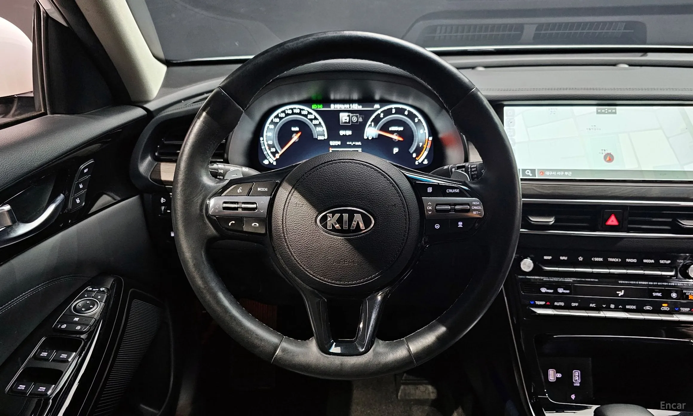 Kia K7 Premier превью 15