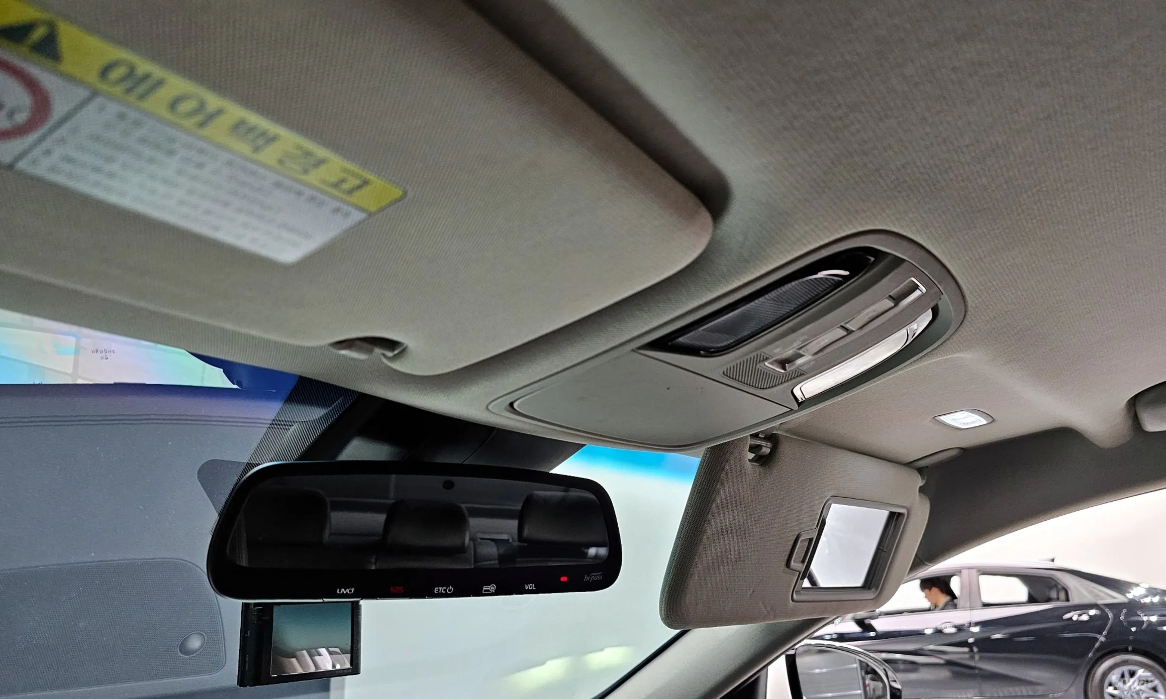 Kia K7 Premier превью 18