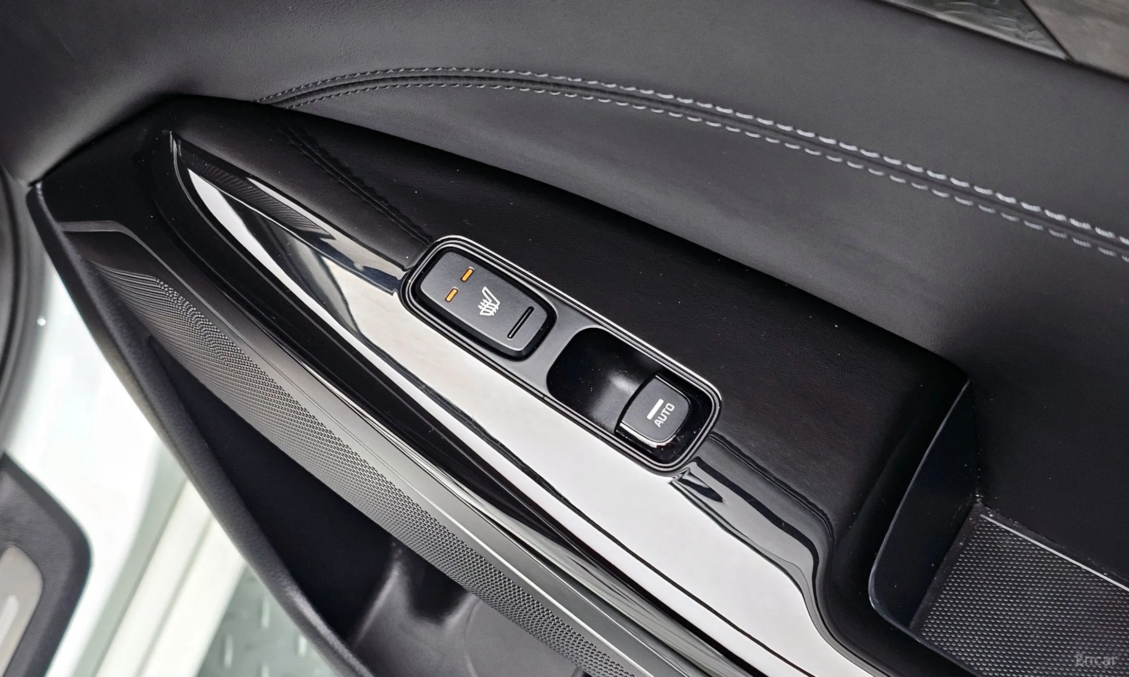 Kia K7 Premier превью 20