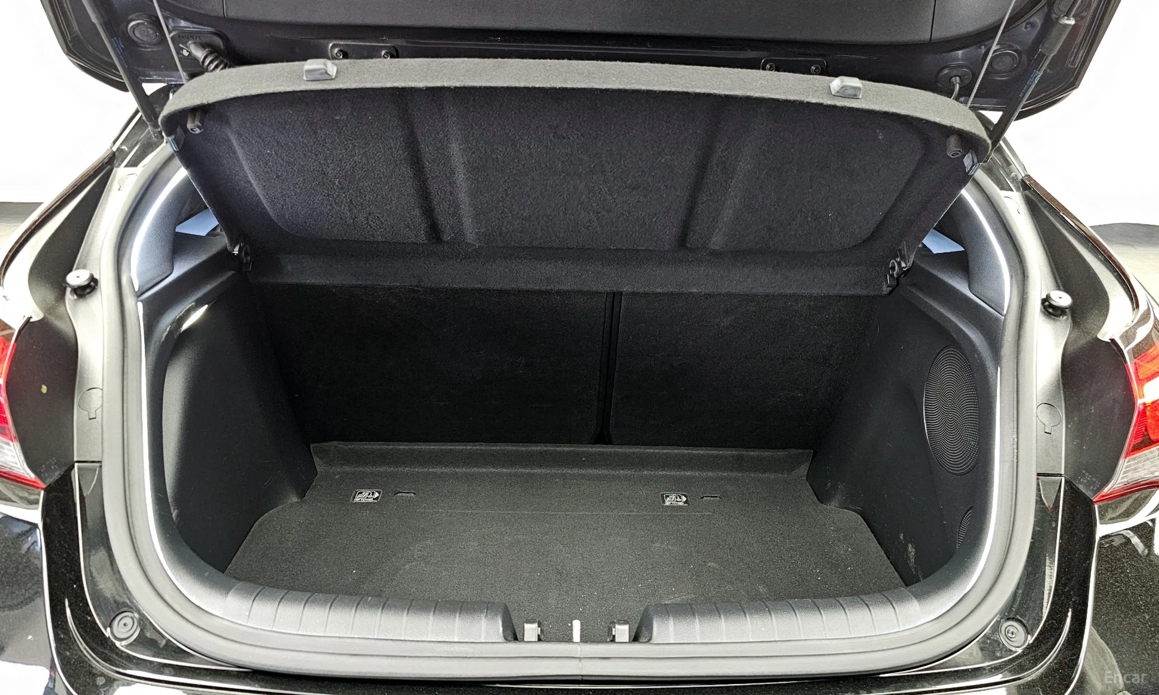 Hyundai Veloster (JS) превью 20