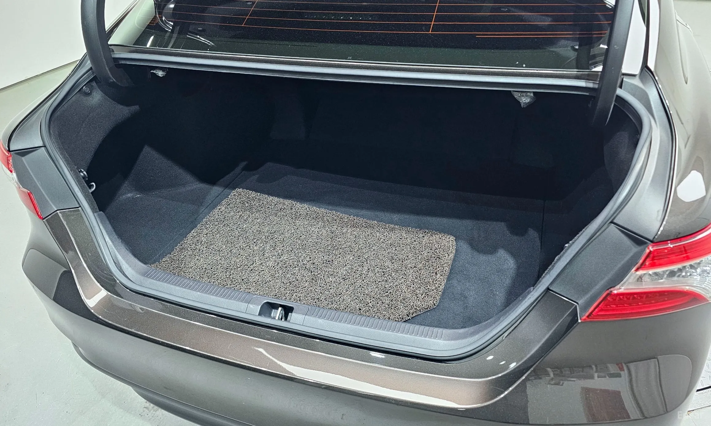 Toyota Camry (XV70) превью 17