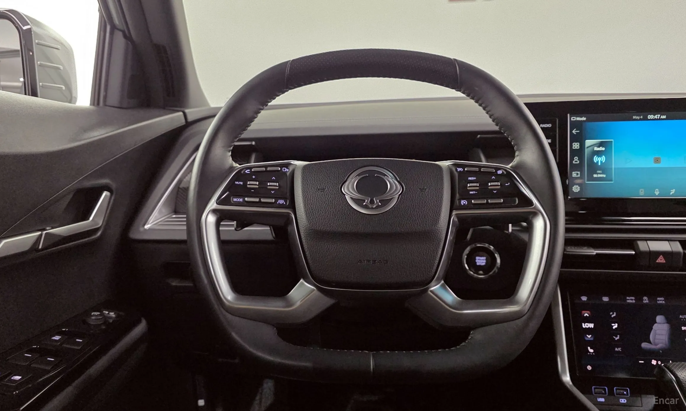 KG Mobility (SsangYong) Torres превью 13