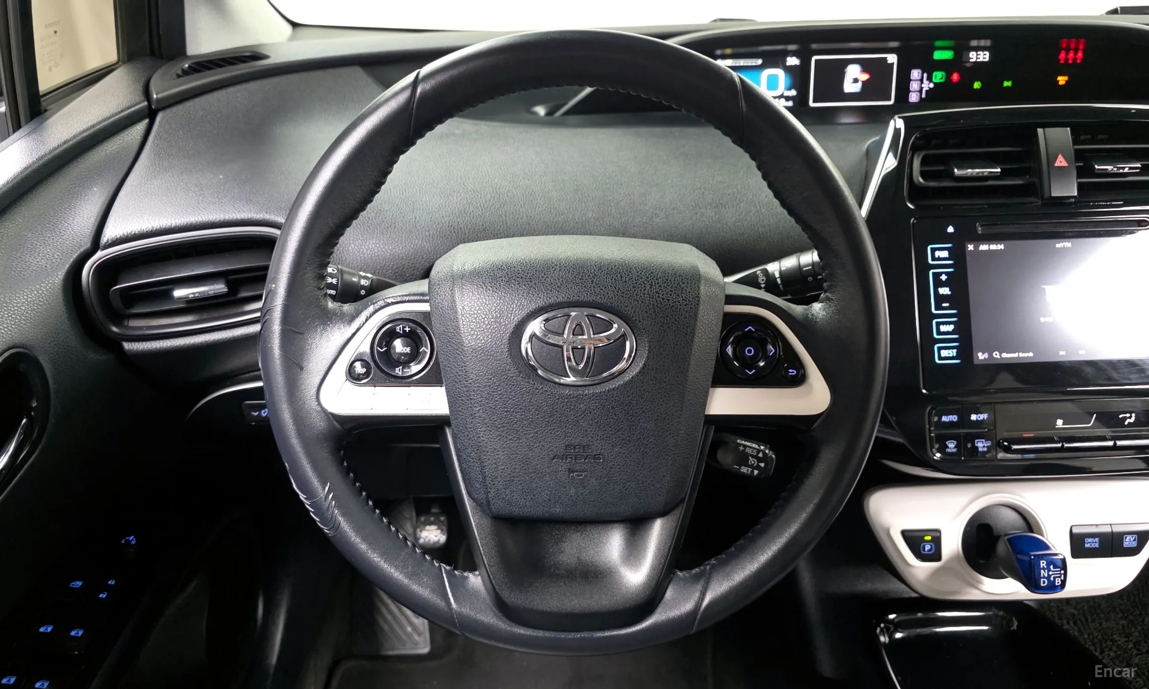 Toyota Prius 4th Generation превью 13