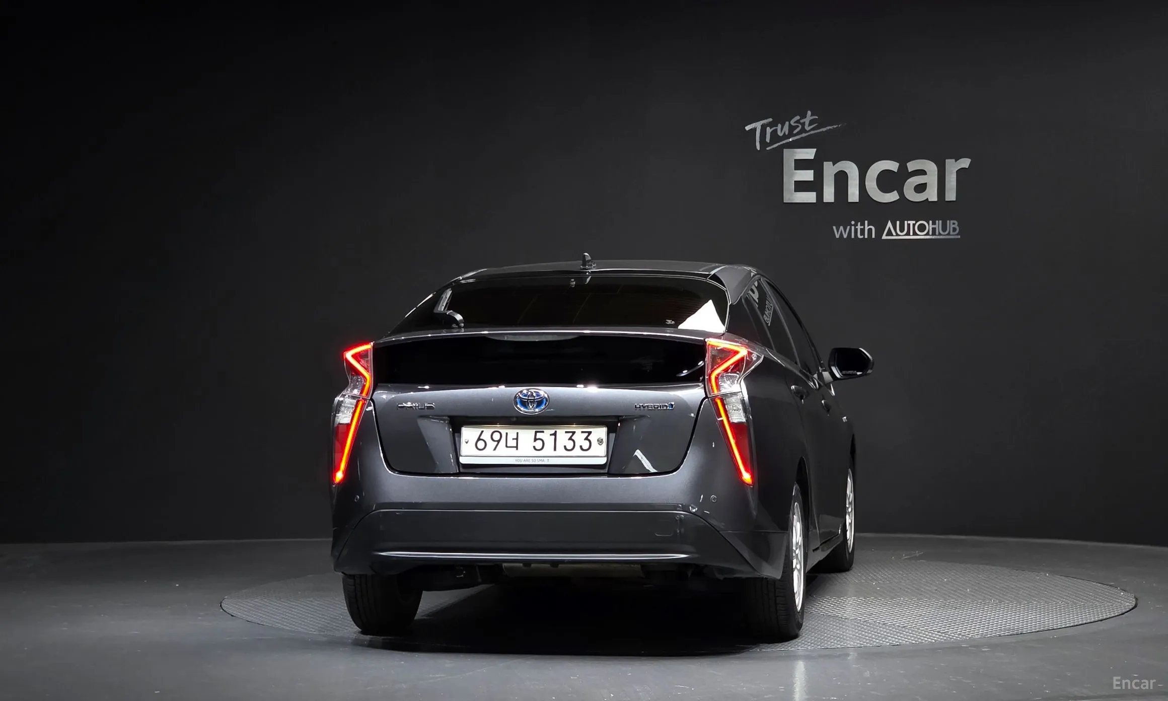 Toyota Prius 4th Generation превью 4