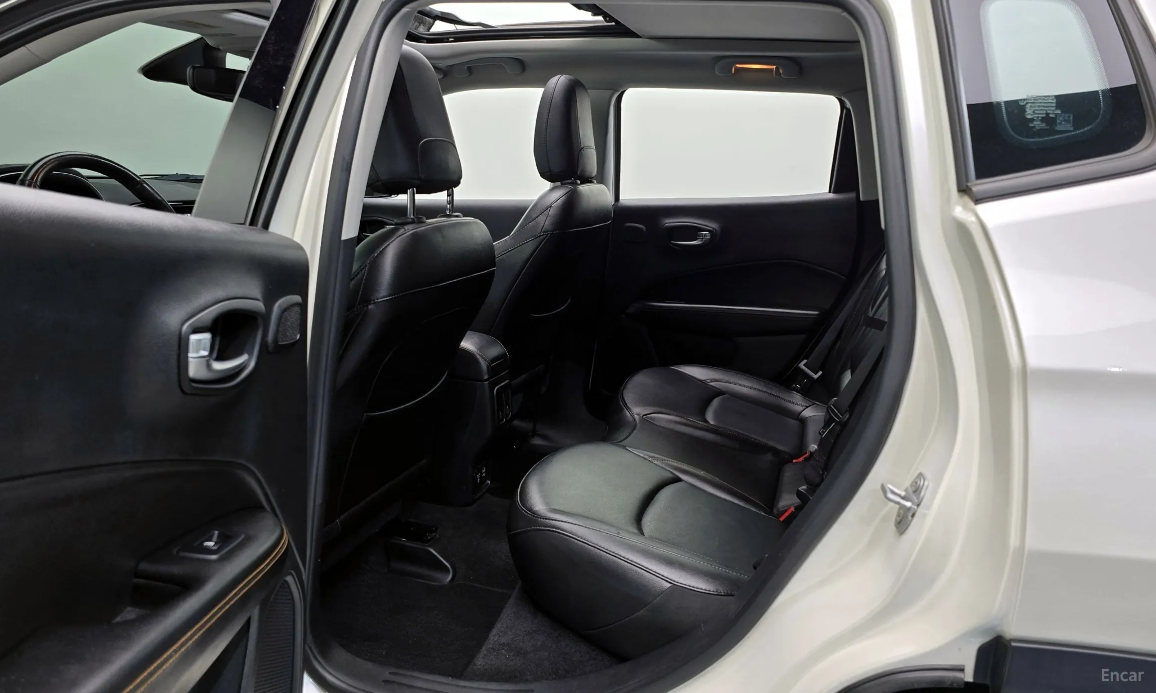 Jeep Compass 2nd Generation превью 12