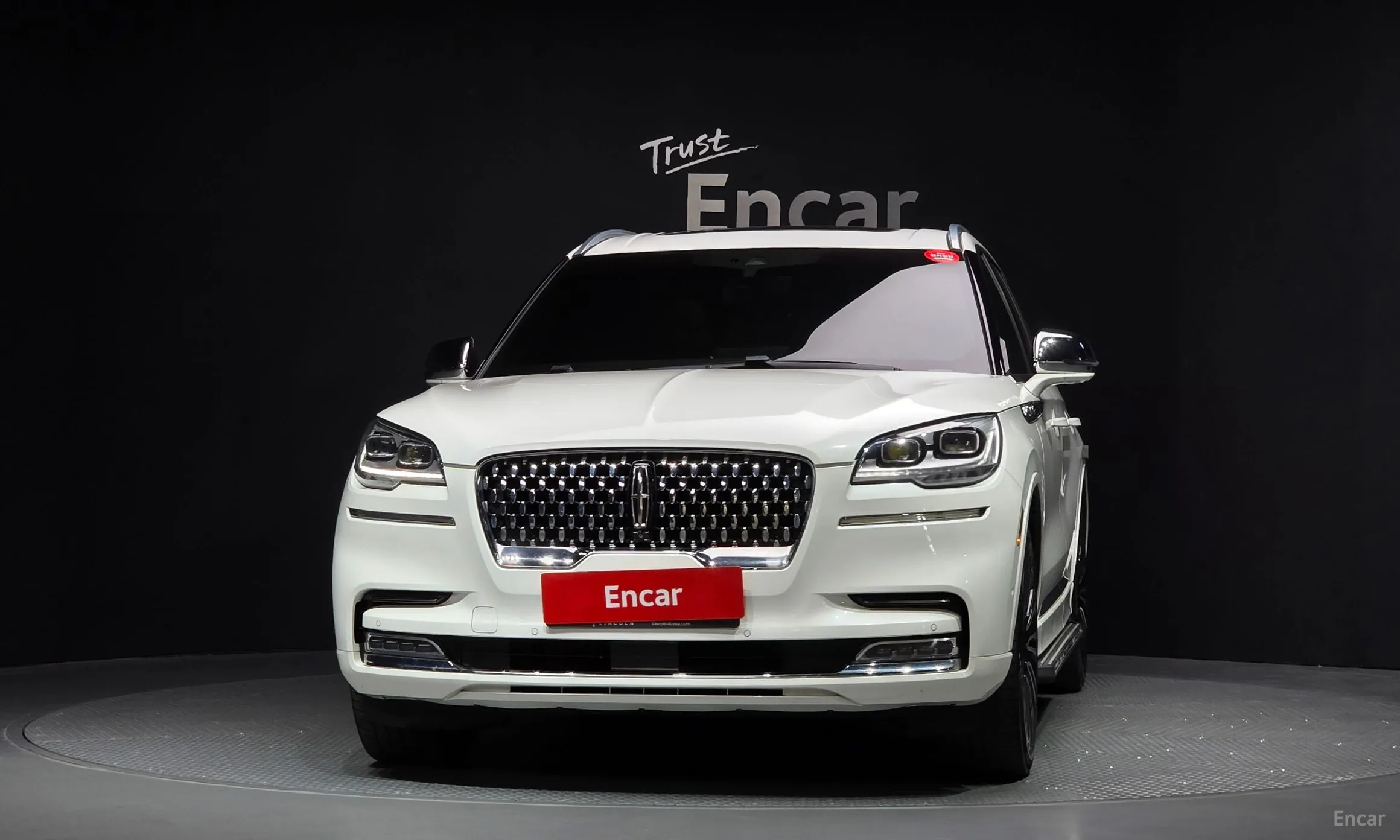 Lincoln Aviator 2nd Generation превью 3