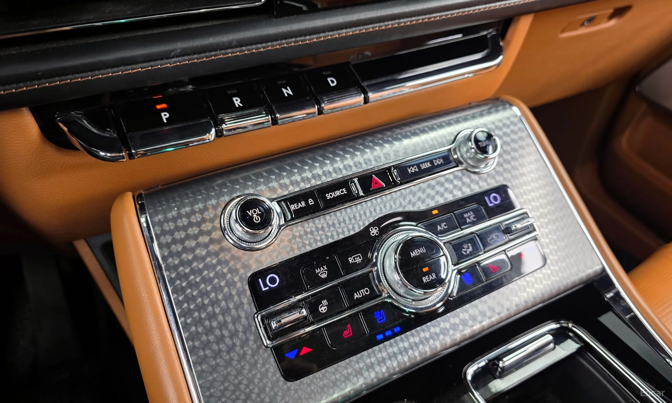 Lincoln Aviator 2nd Generation превью 9