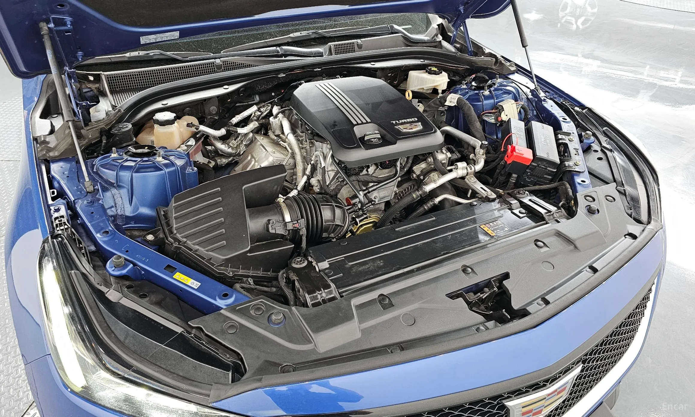 Cadillac CT5 превью 6