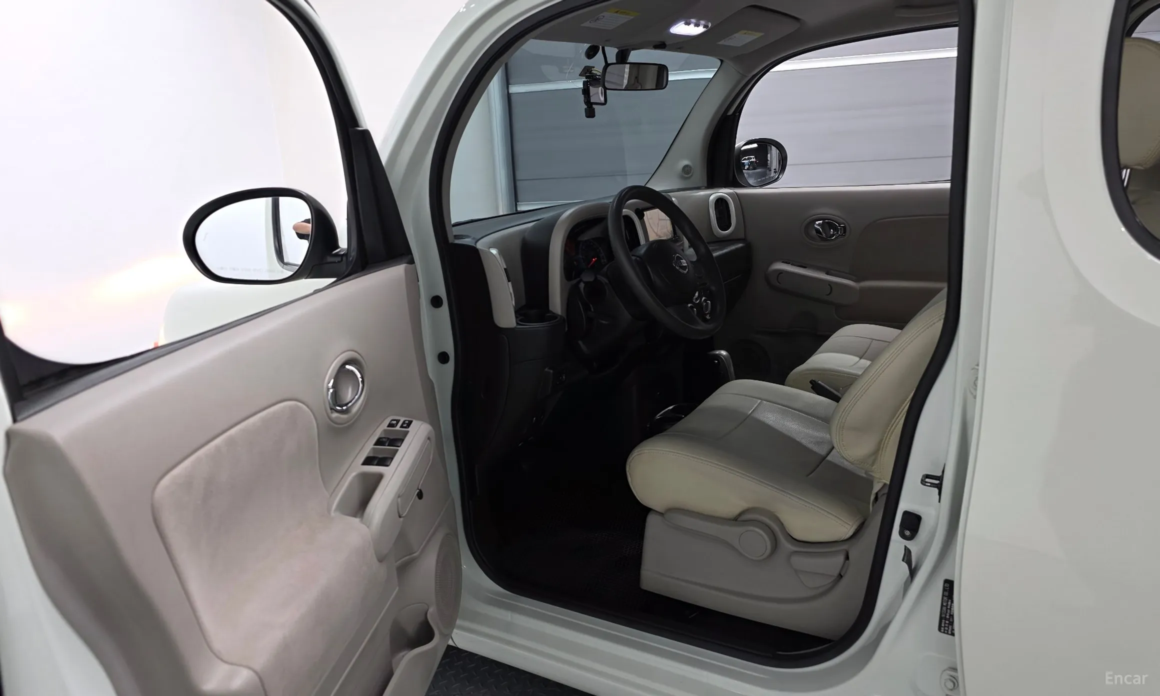 Nissan Cube превью 10