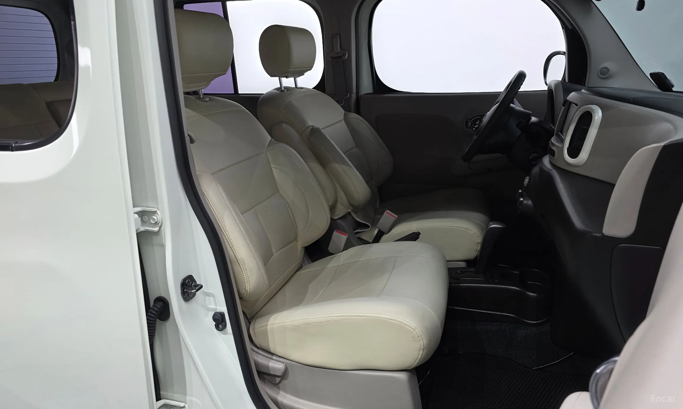 Nissan Cube превью 11