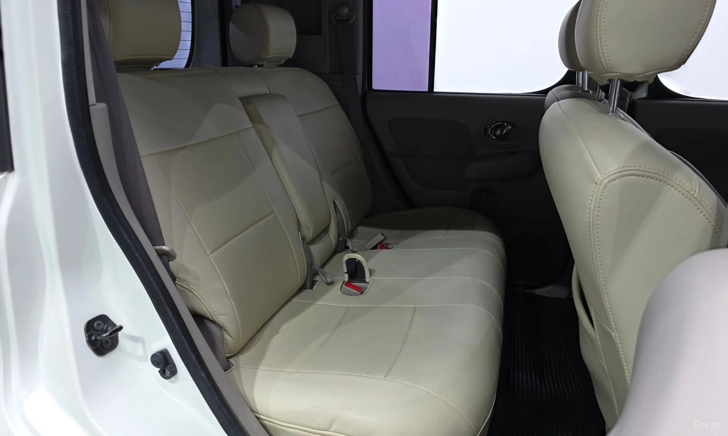 Nissan Cube превью 12