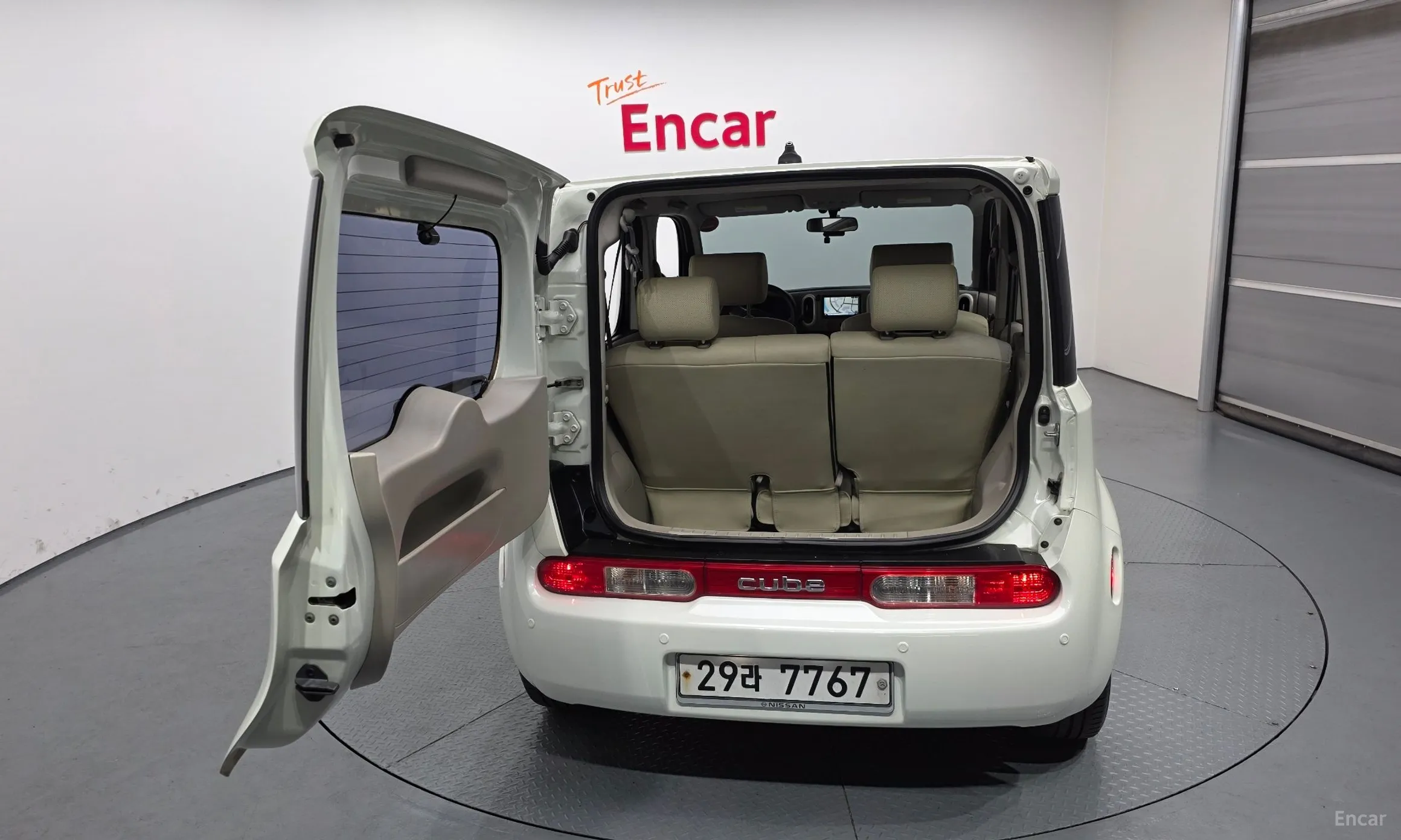 Nissan Cube превью 20