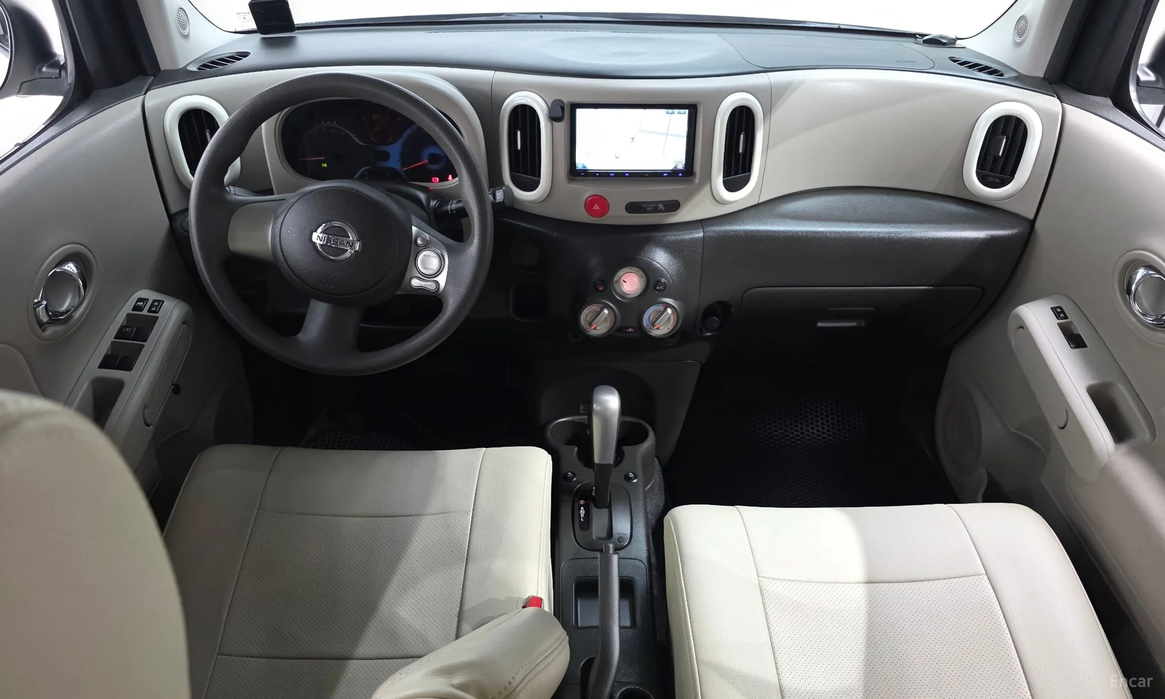 Nissan Cube превью 7