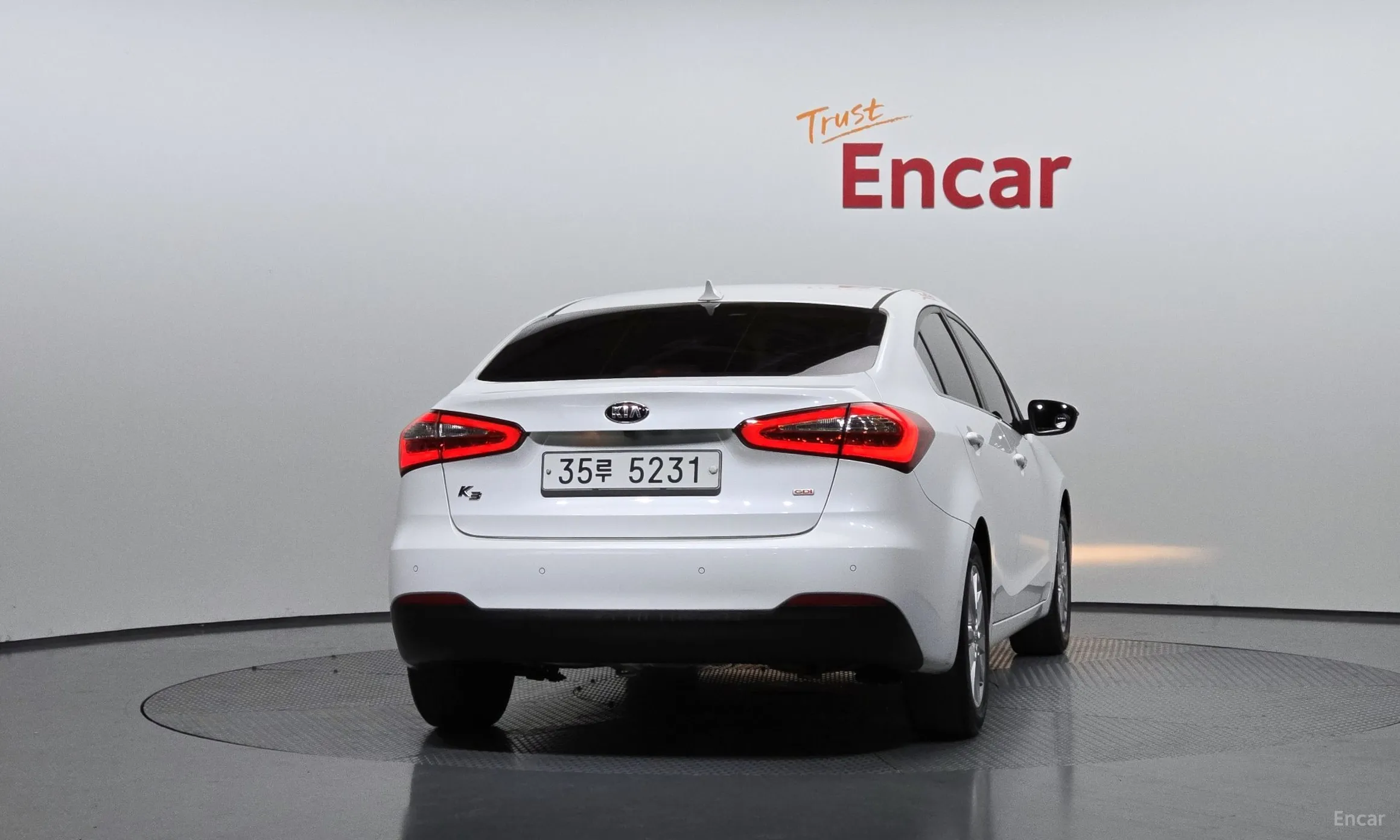 Kia K3 превью 4