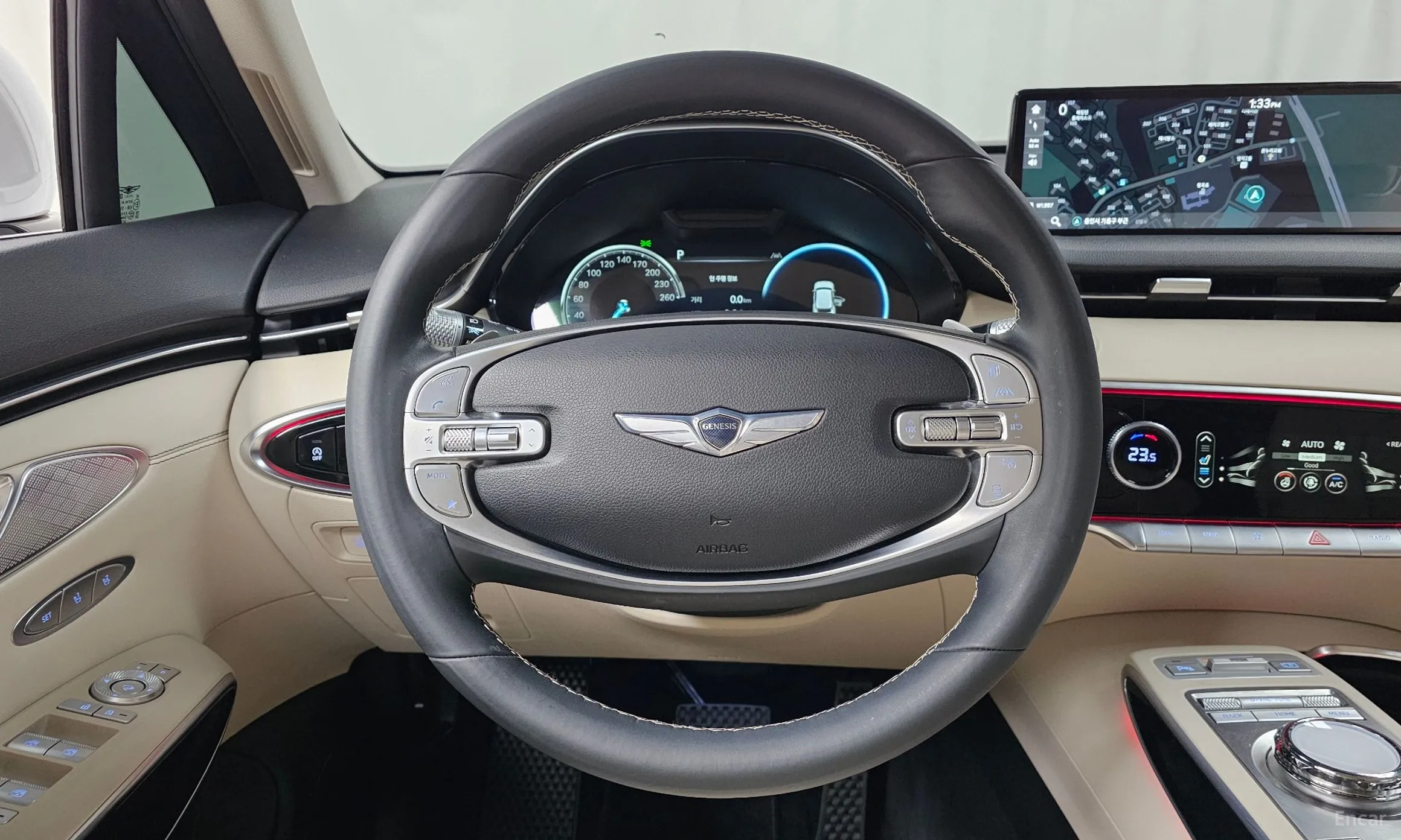 Genesis GV70 превью 13