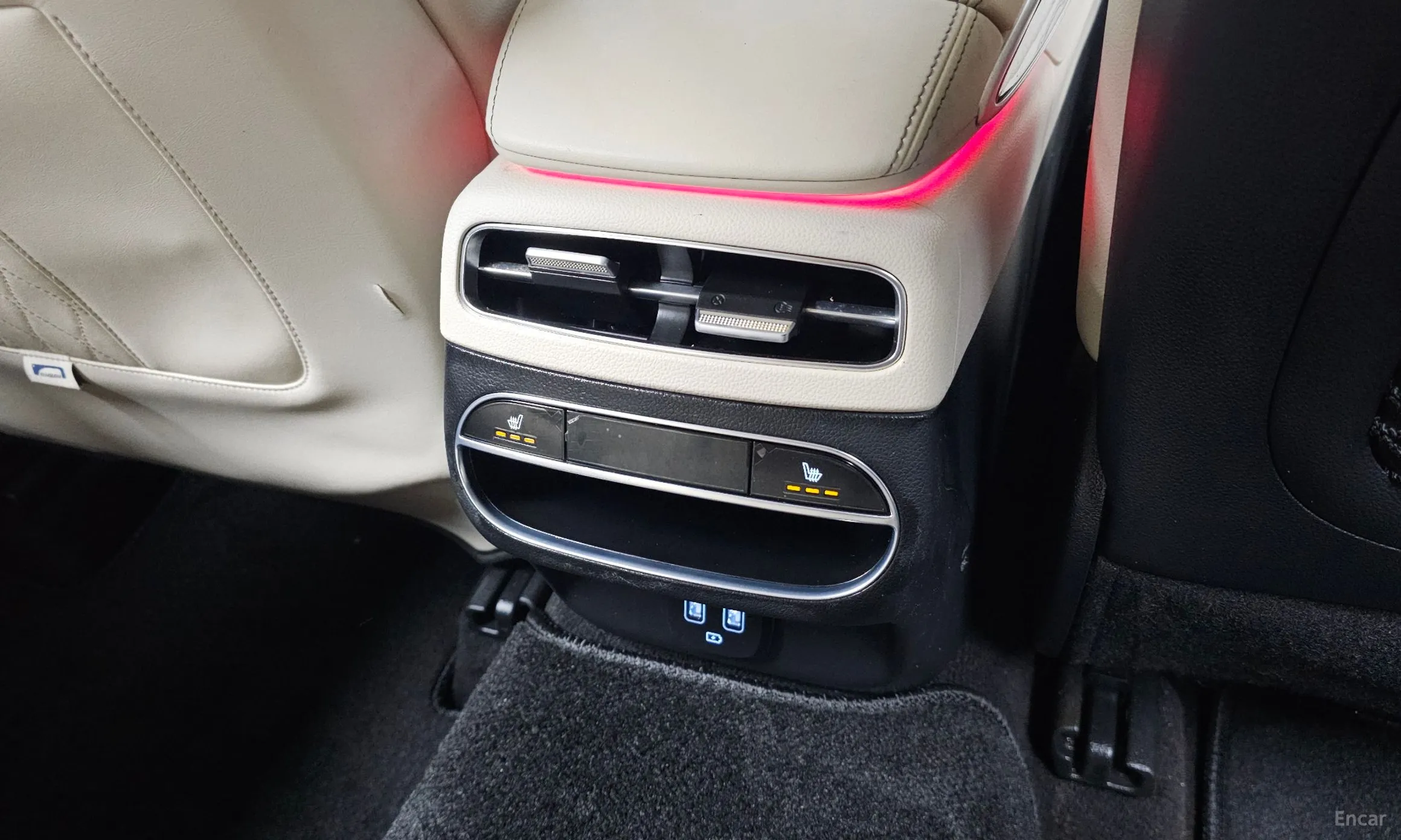 Genesis GV70 превью 19
