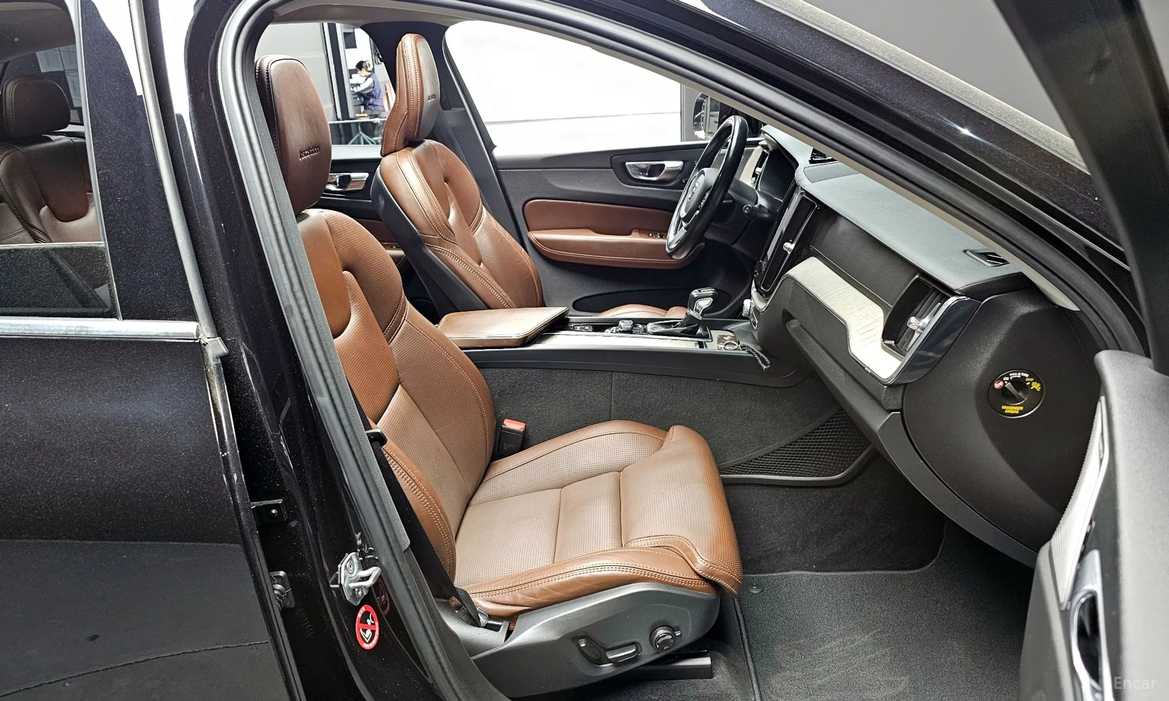 Volvo XC60 Gen 2 превью 10