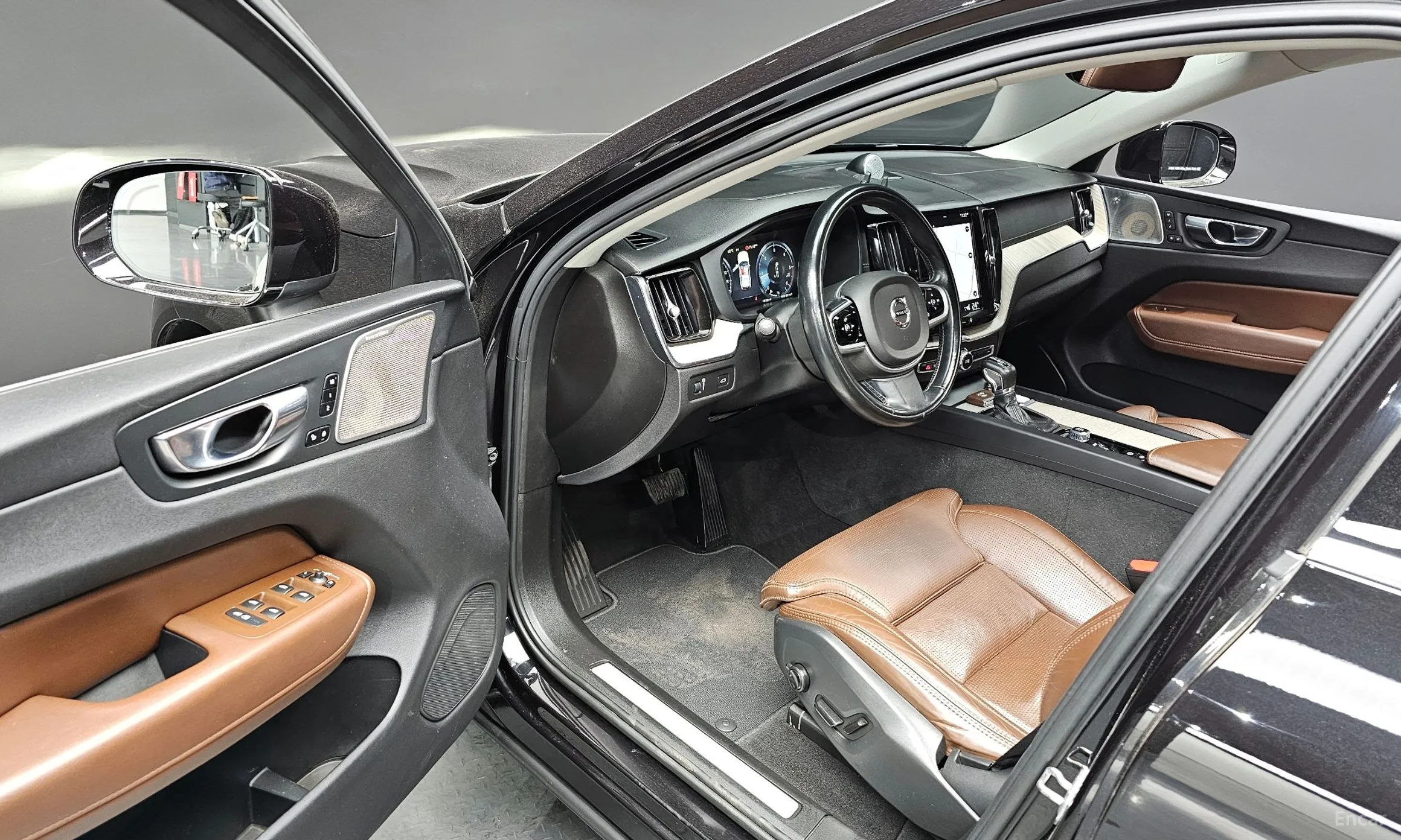 Volvo XC60 Gen 2 превью 11