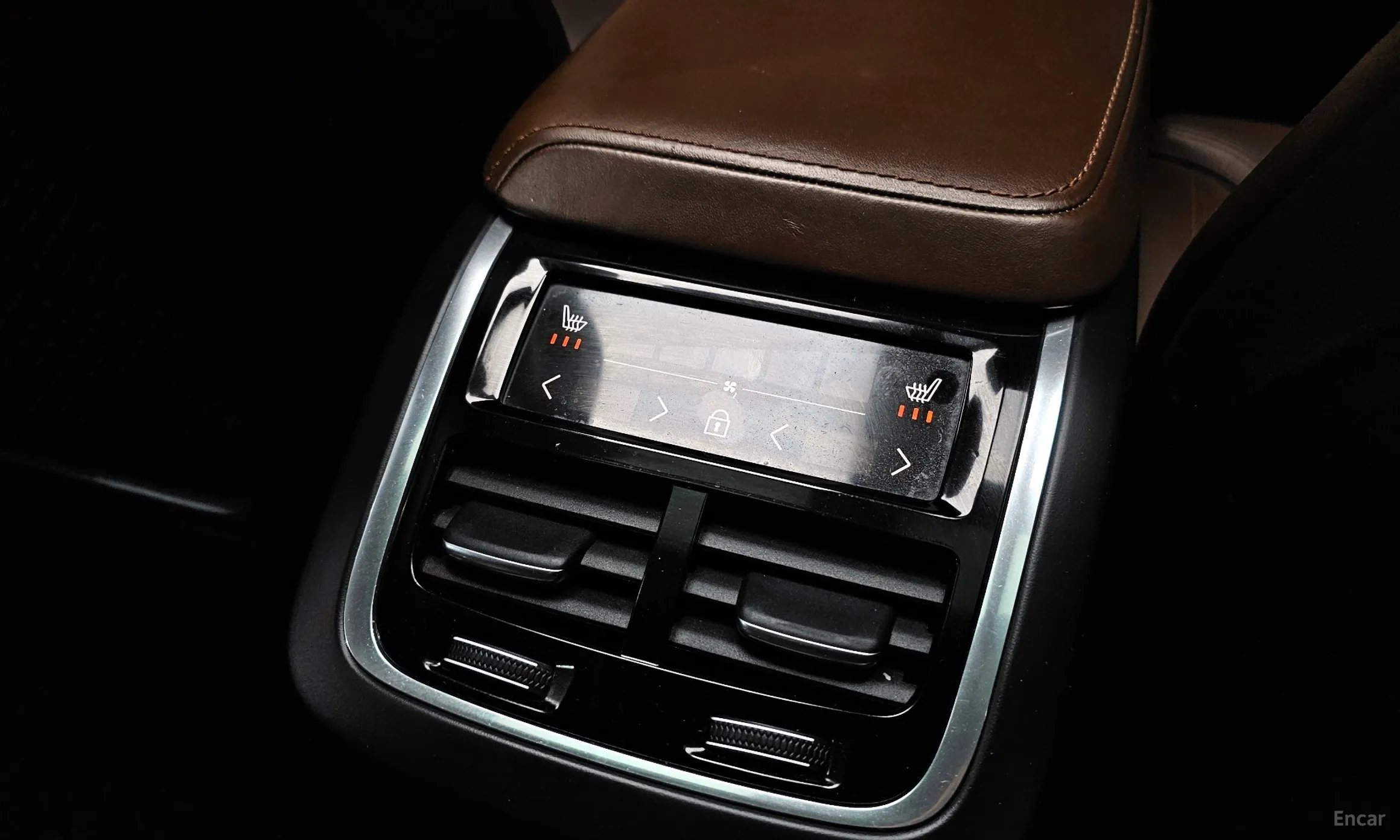Volvo XC60 Gen 2 превью 19