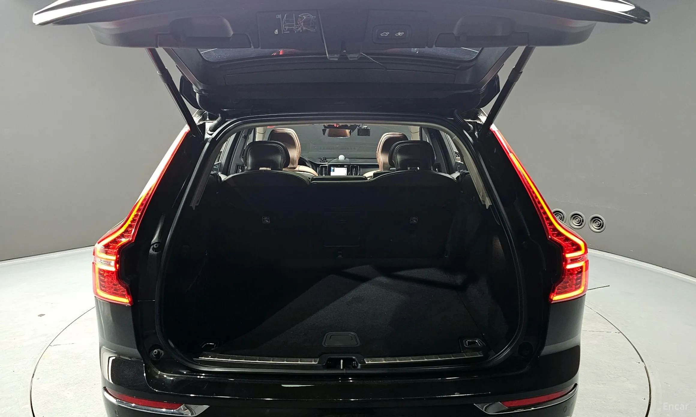 Volvo XC60 Gen 2 превью 20