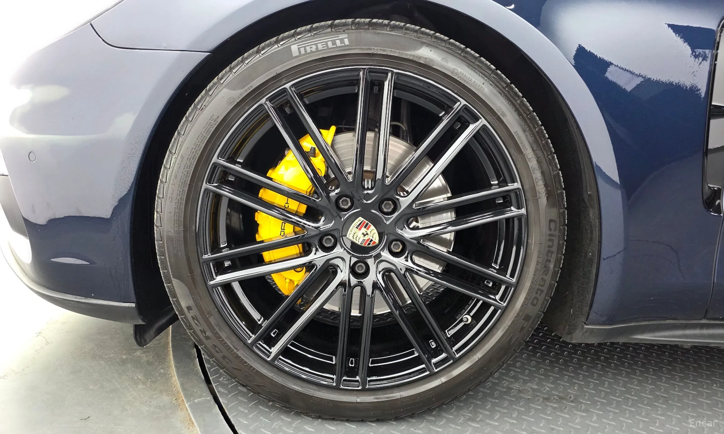 Porsche Panamera (971) превью 5