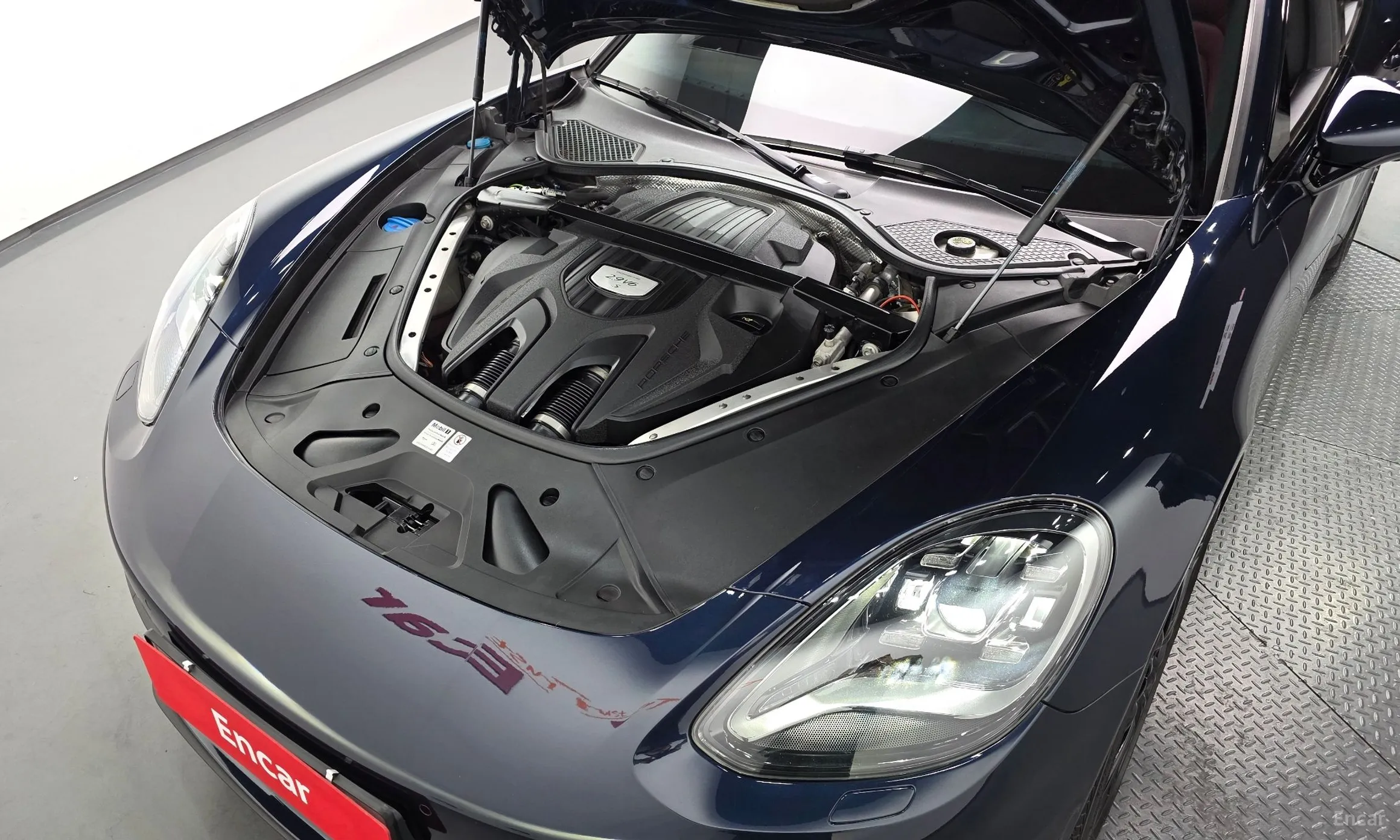 Porsche Panamera (971) превью 6