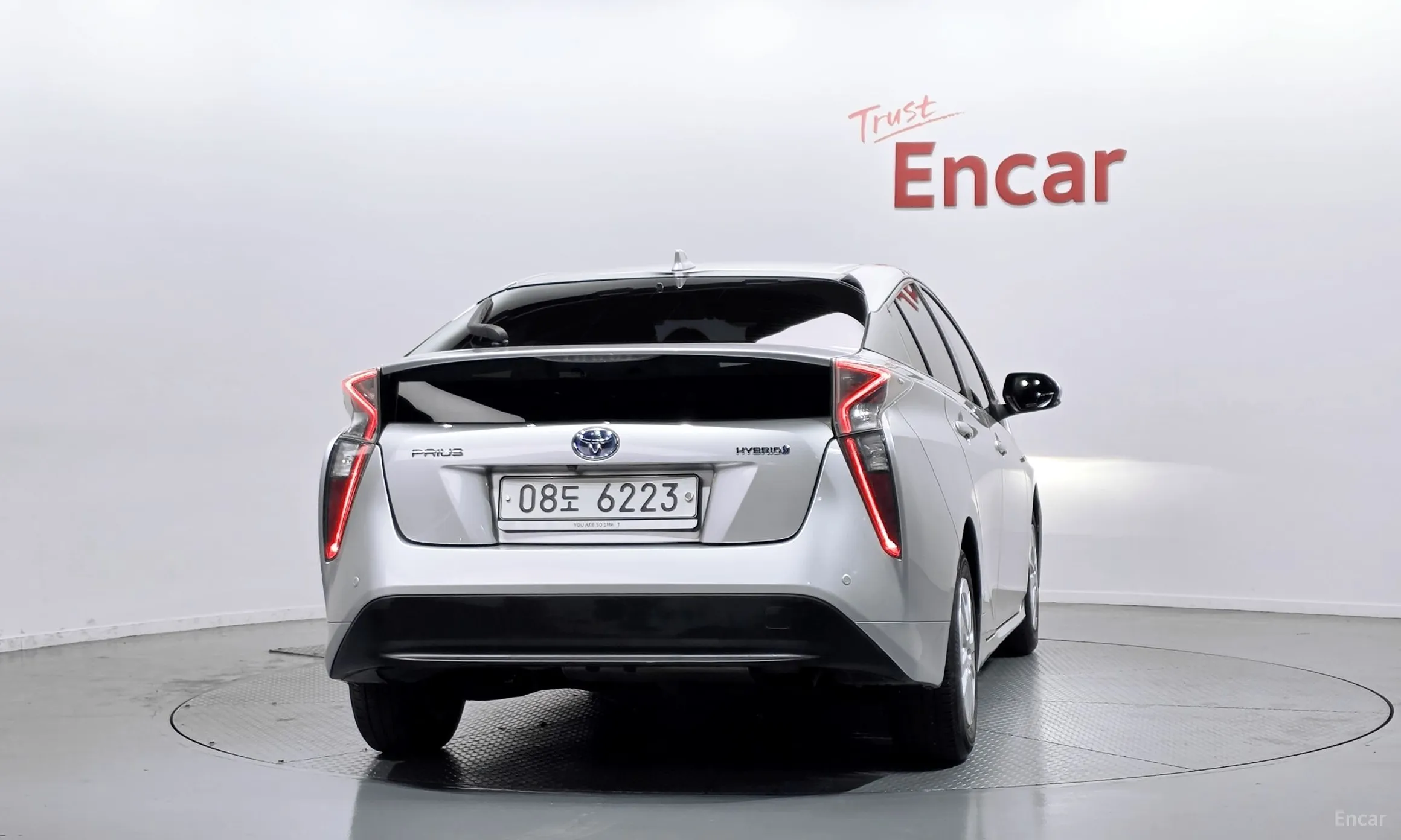 Toyota Prius 4th Generation превью 4