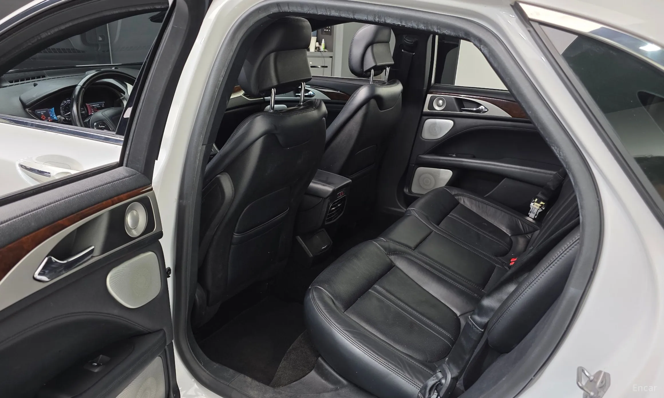 Lincoln New MKZ превью 11
