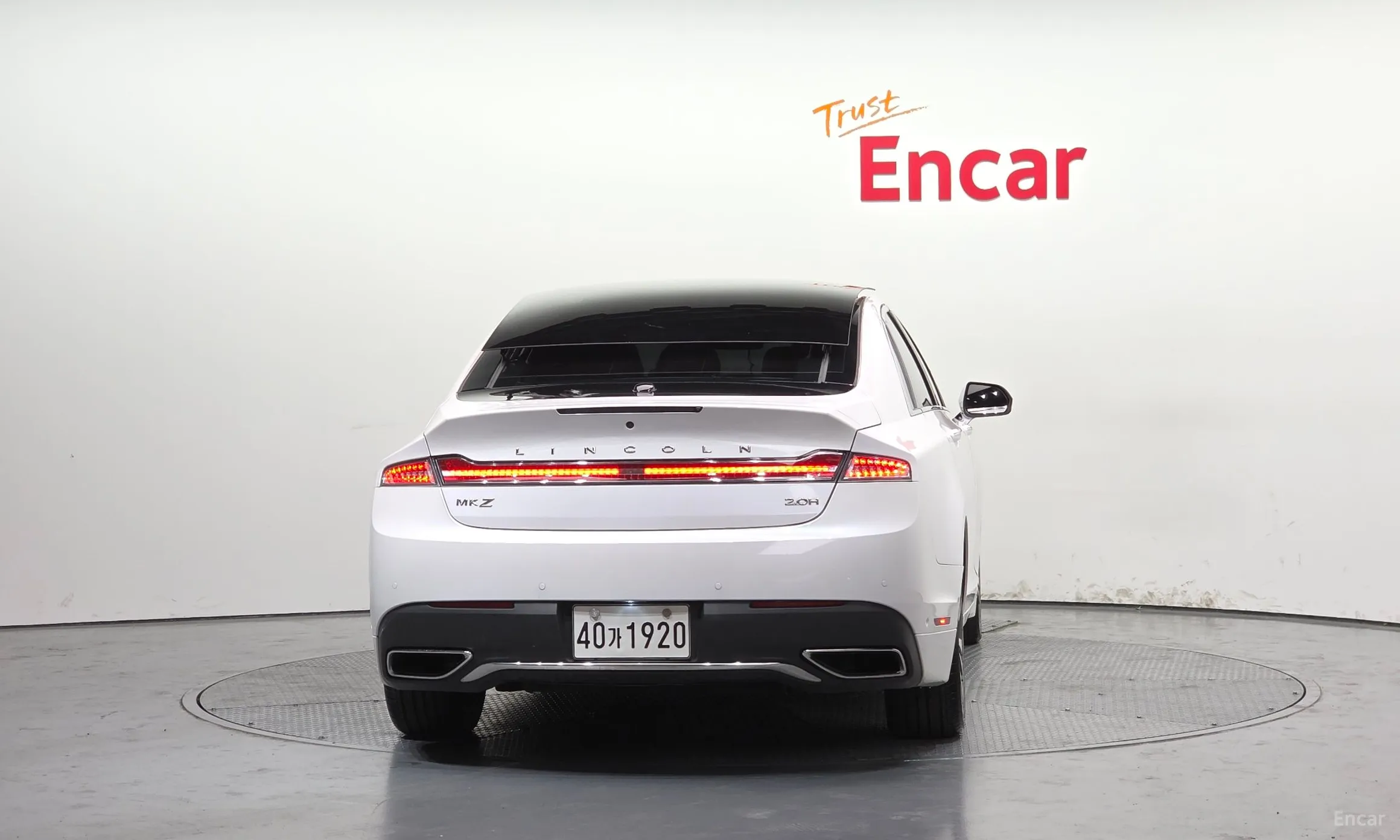 Lincoln New MKZ превью 4