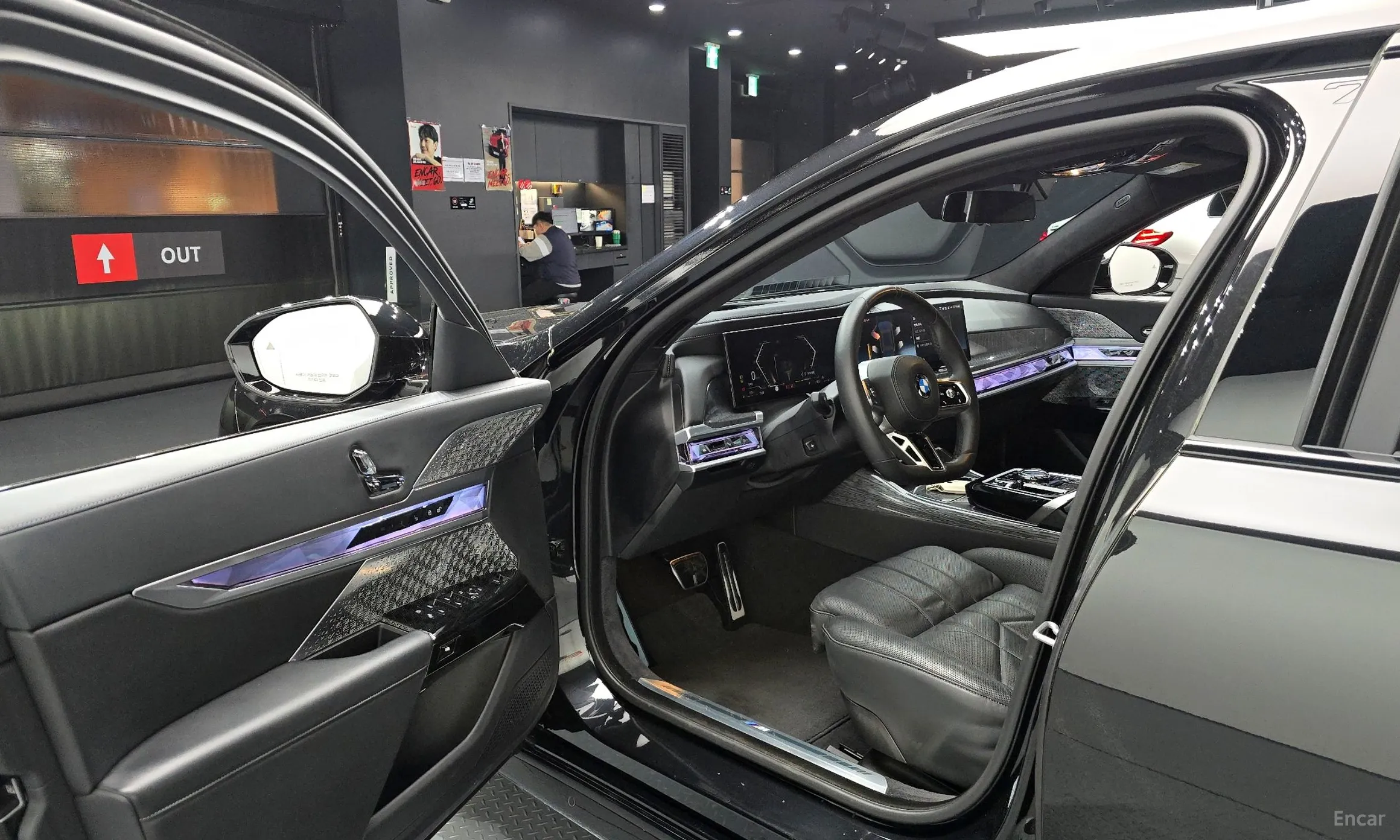 BMW 7 Series (G70) превью 10