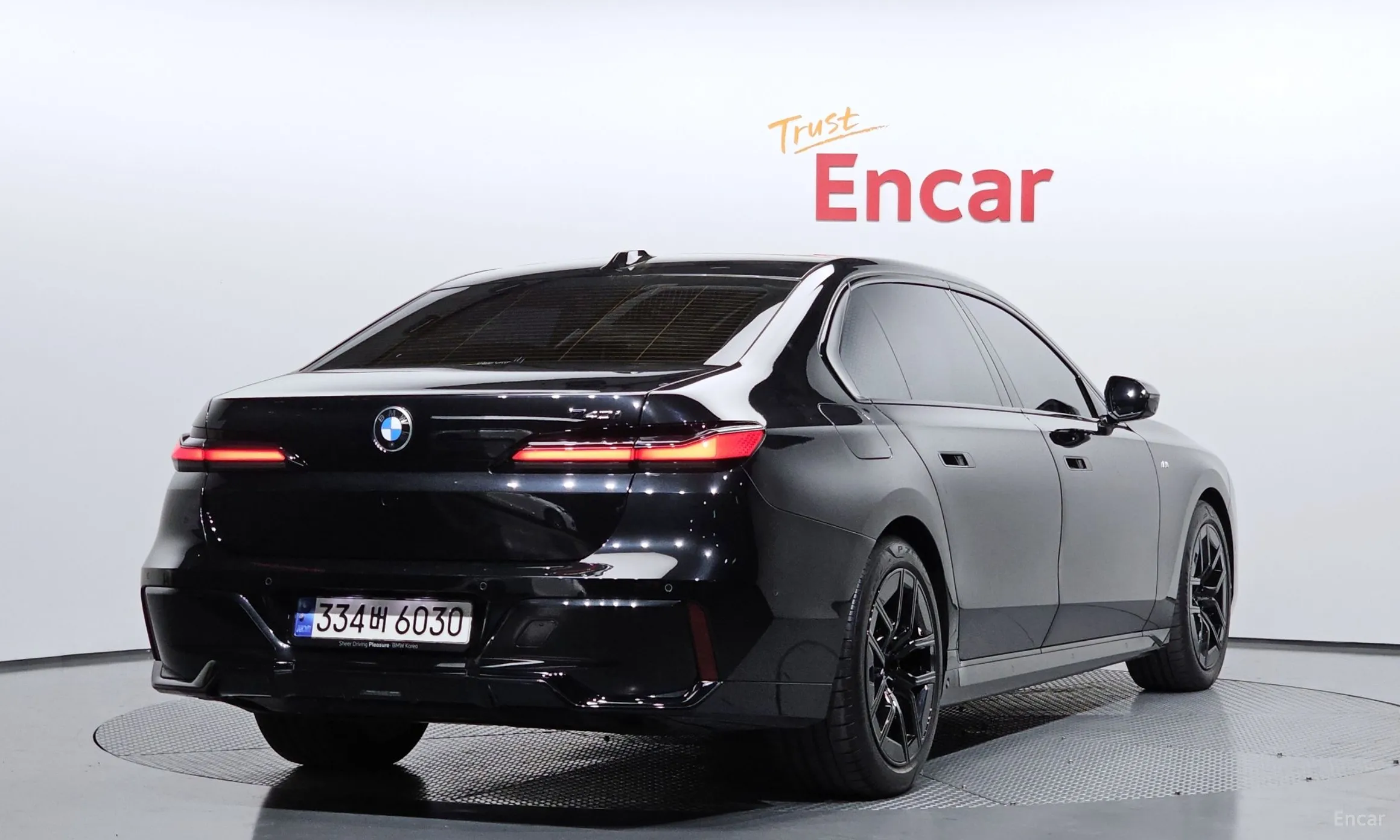 BMW 7 Series (G70)