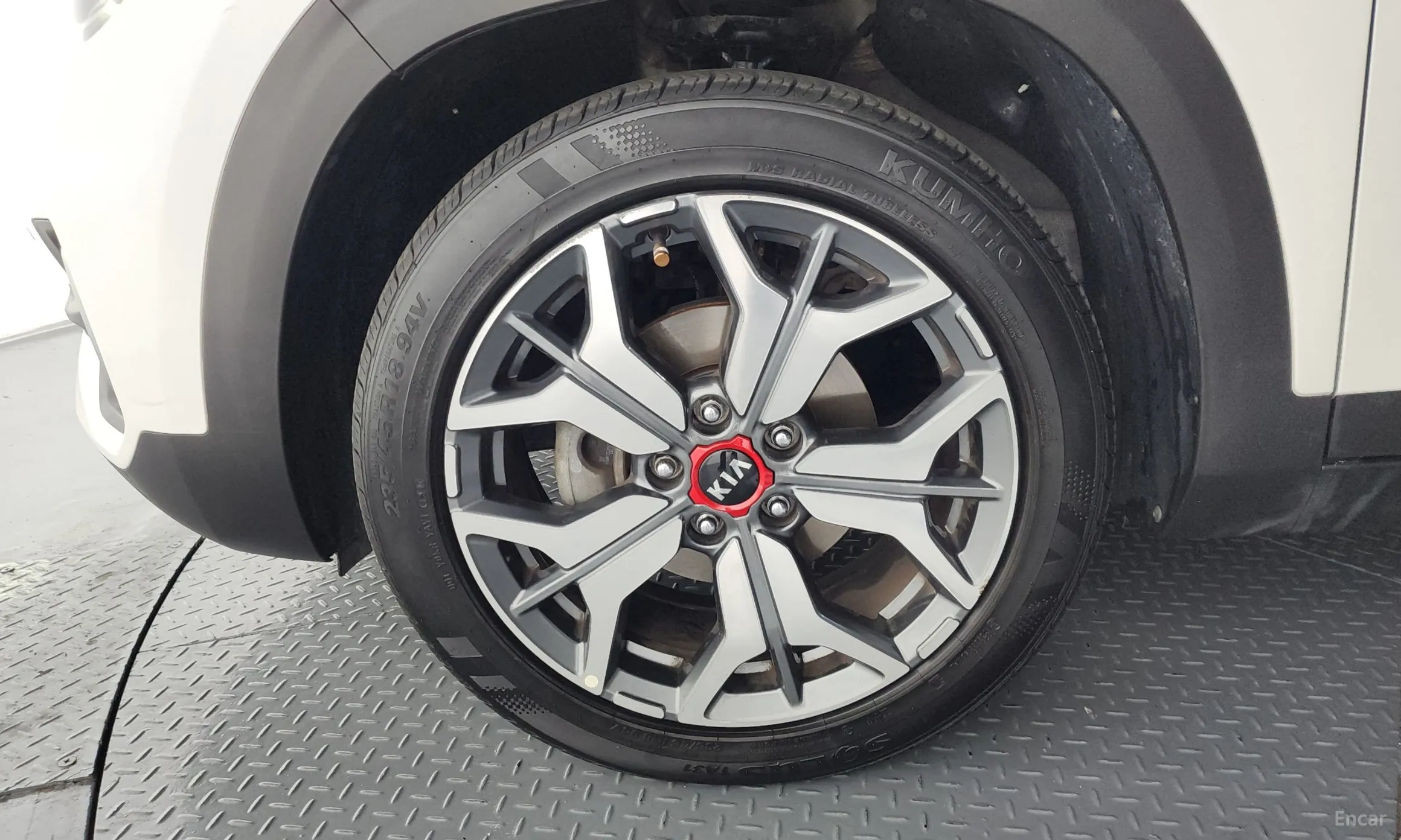 Kia Seltos превью 5