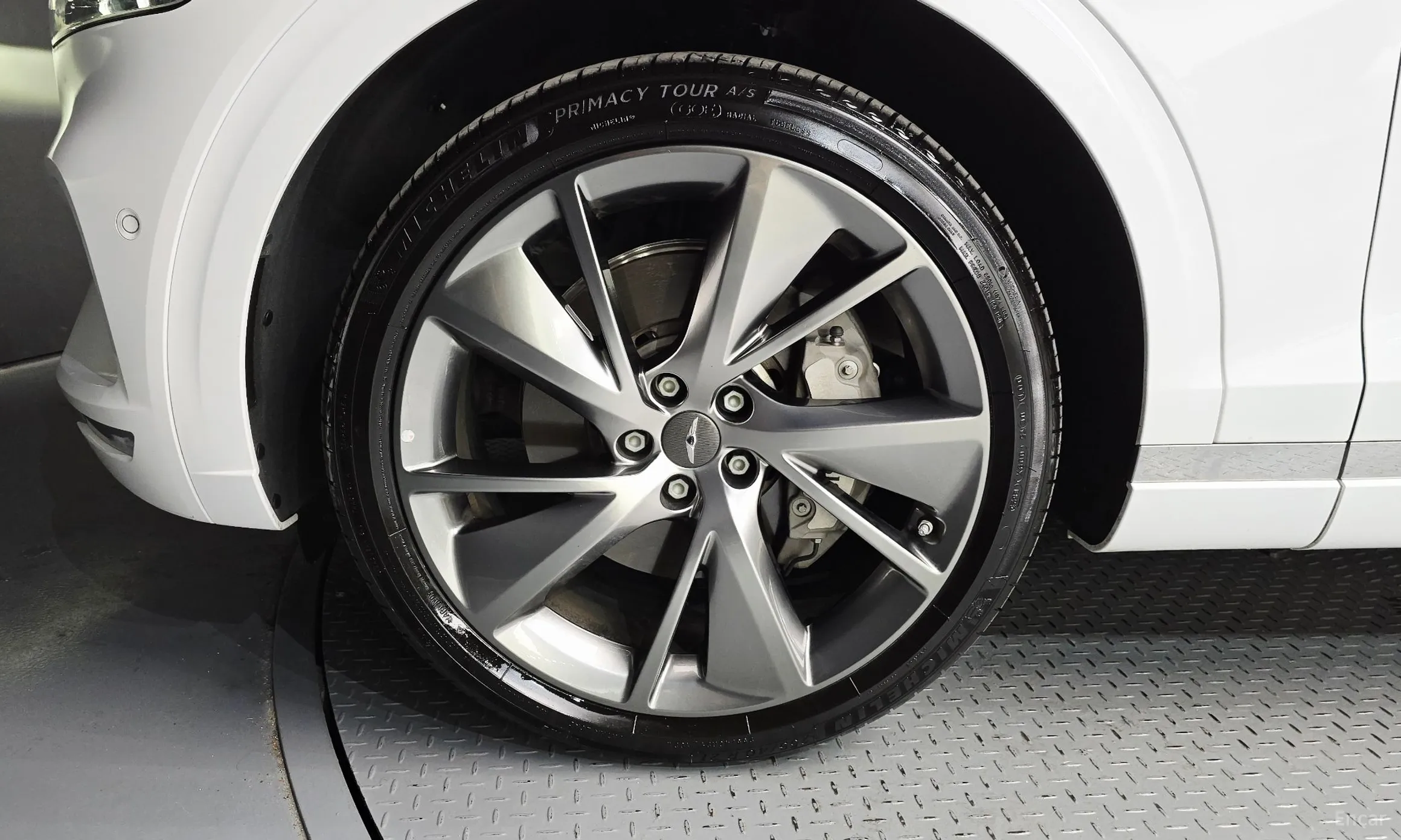 Genesis GV70 превью 5