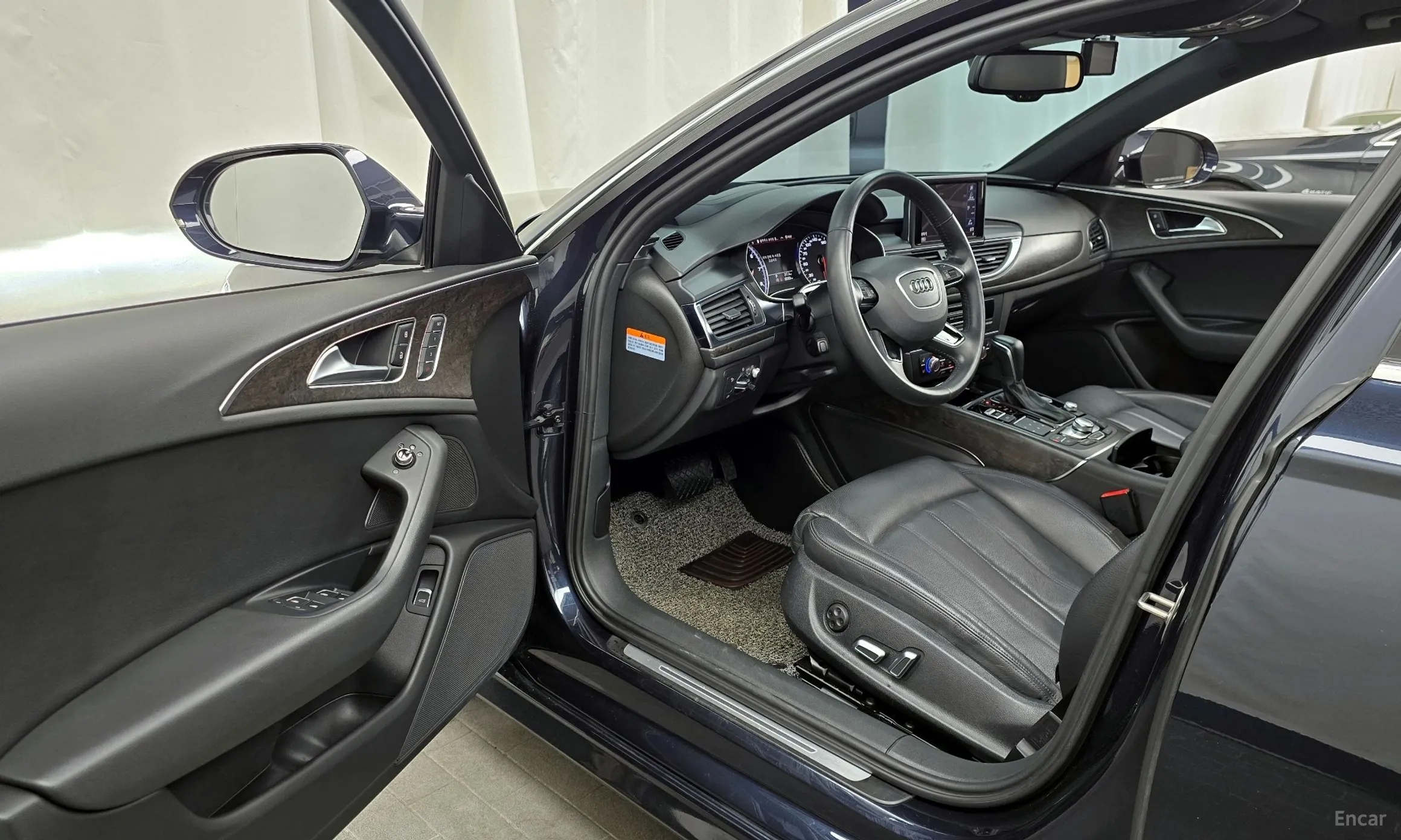 Audi New A6 превью 10